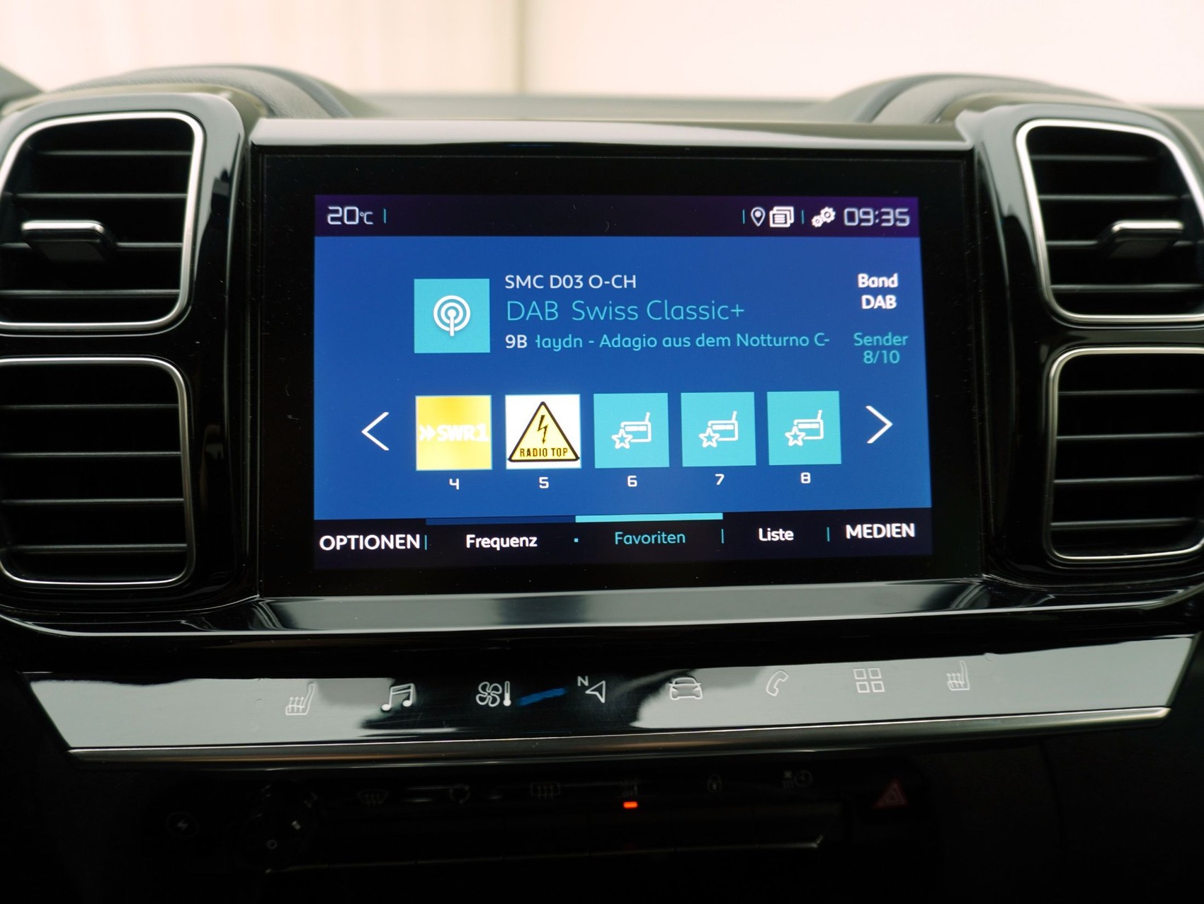 CITROEN C5 Aircross 1.6 Plug-in Hybrid Swiss Edition-image-19
