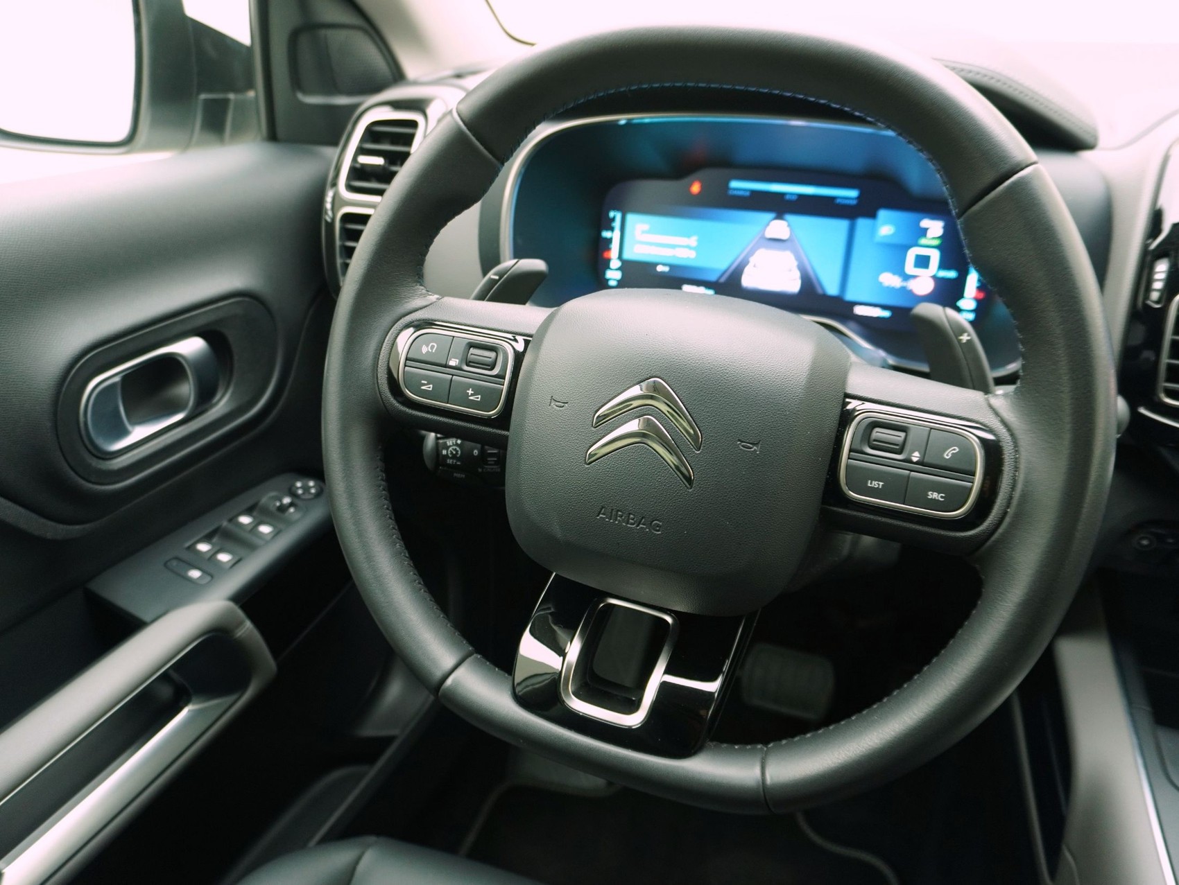CITROEN C5 Aircross 1.6 Plug-in Hybrid Swiss Edition-image-7