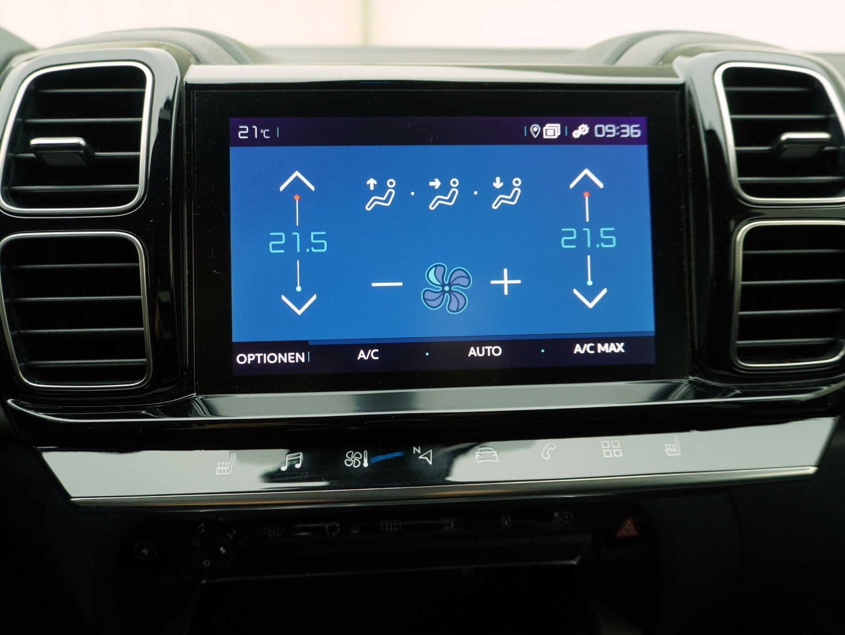 CITROEN C5 Aircross 1.6 Plug-in Hybrid Swiss Edition-image-17