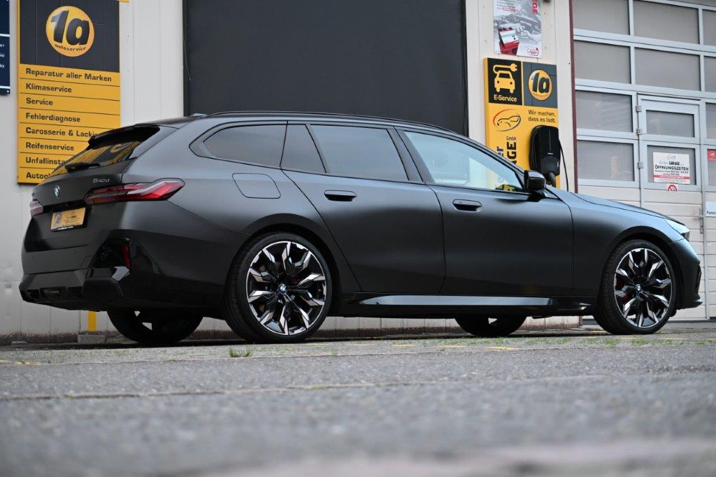 BMW 540d xDrive 48V Touring M Sport Pro Steptronic-image-11