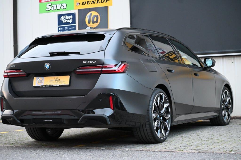 BMW 540d xDrive 48V Touring M Sport Pro Steptronic-image-15