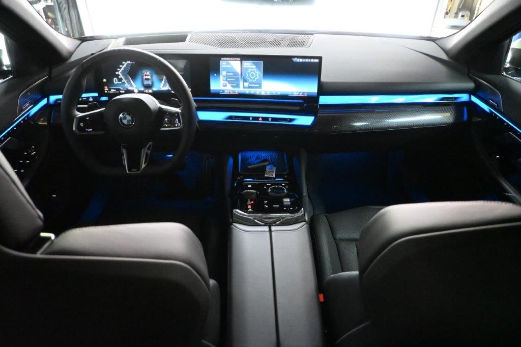 BMW 540d xDrive 48V Touring M Sport Pro Steptronic-image-19