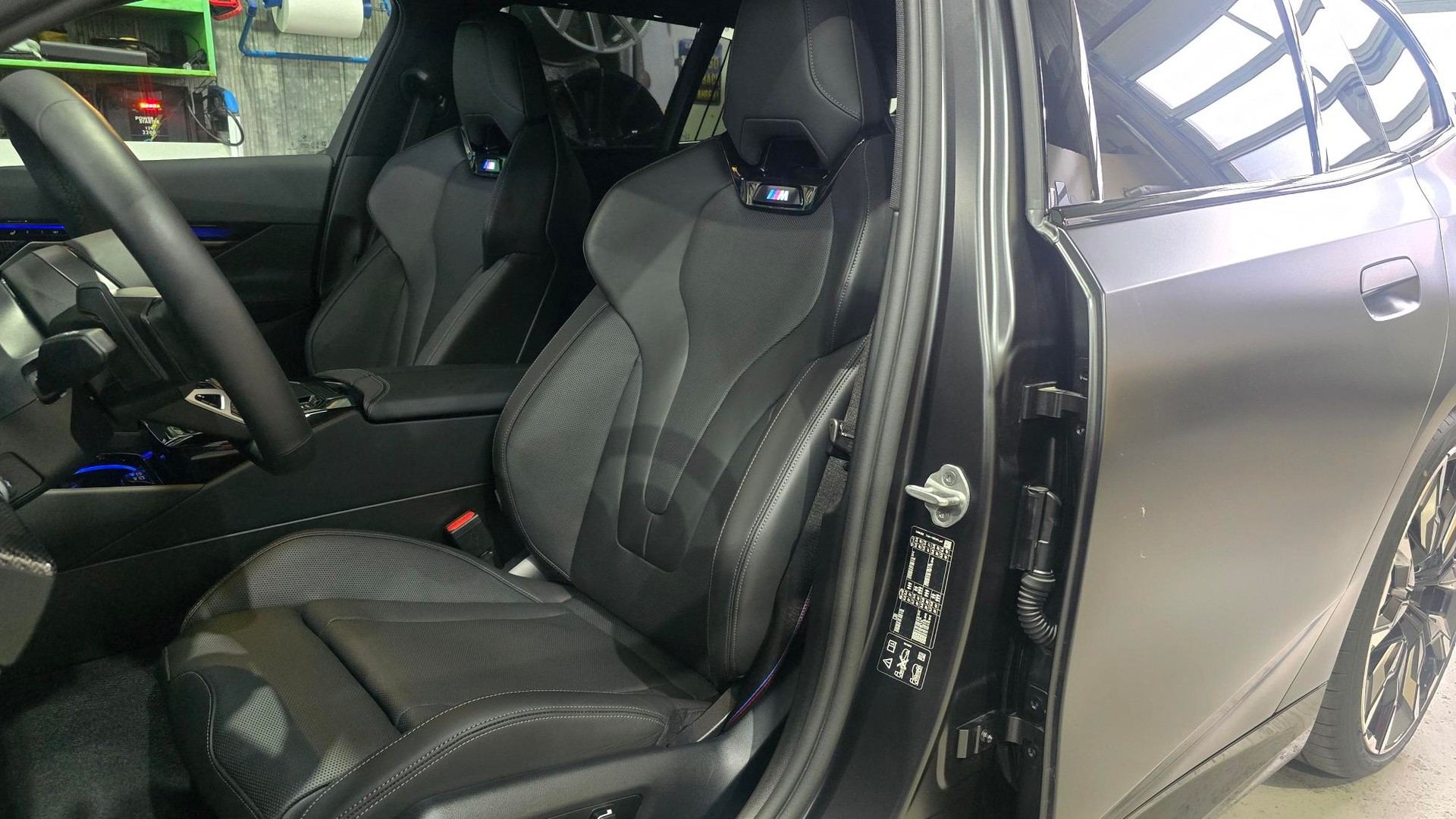 BMW 540d xDrive 48V Touring M Sport Pro Steptronic-image-31