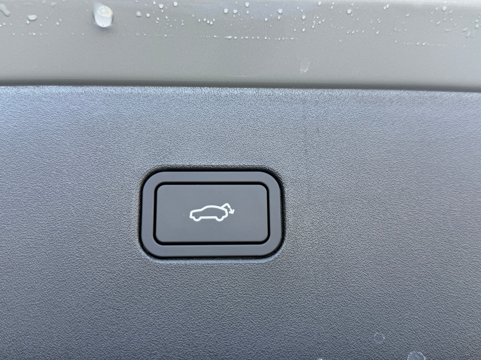 VOLVO EX30 E60 69kWh Twin Ultra-image-22