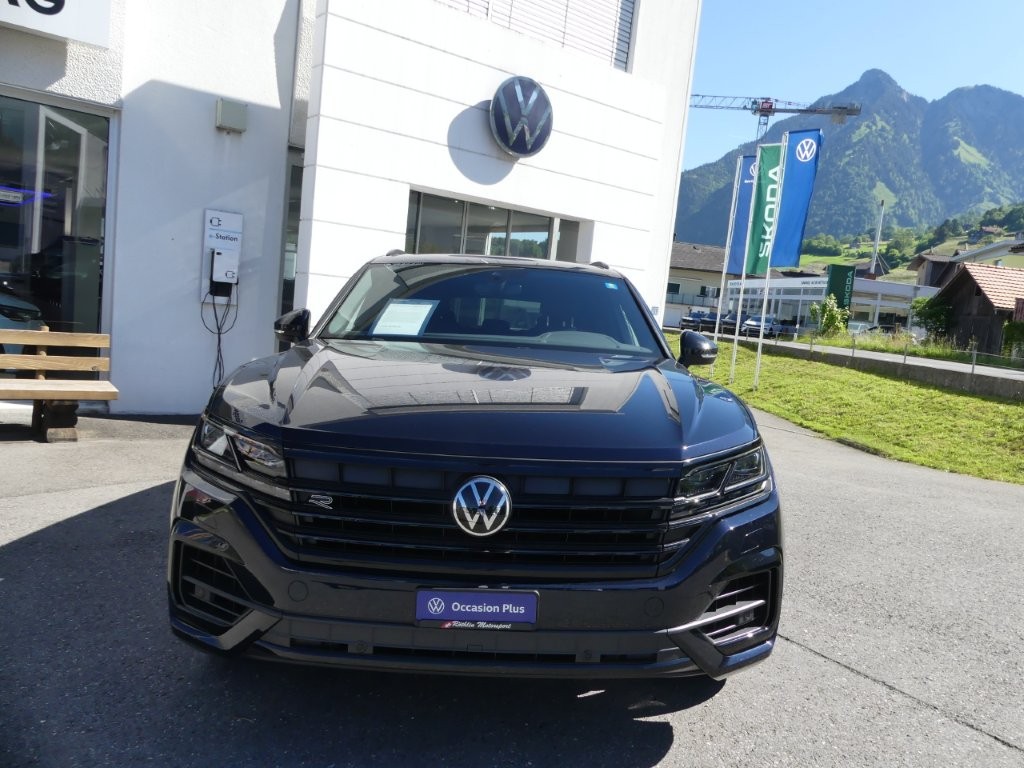 VW Touareg 3.0 TSI R-Line Tiptronic-image-5