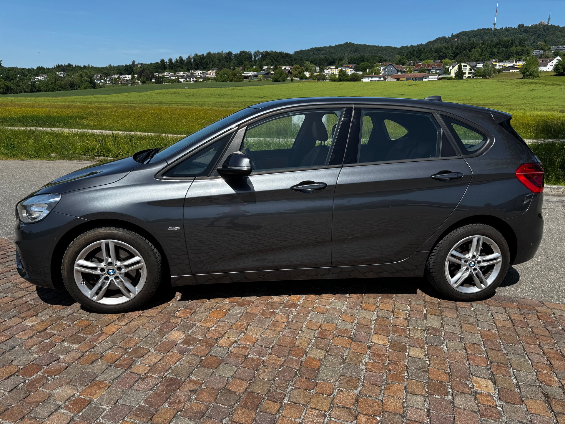 BMW 220d xDrive SAG-image-6