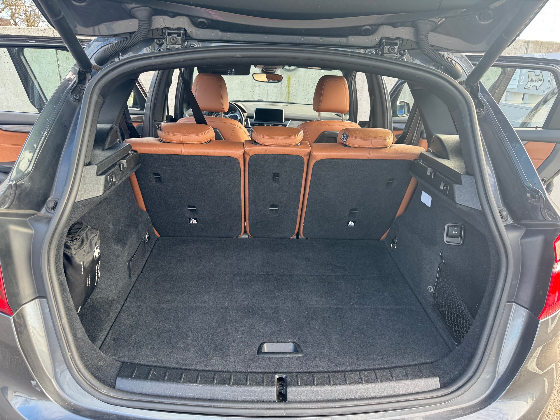 BMW 220d xDrive SAG-image-10