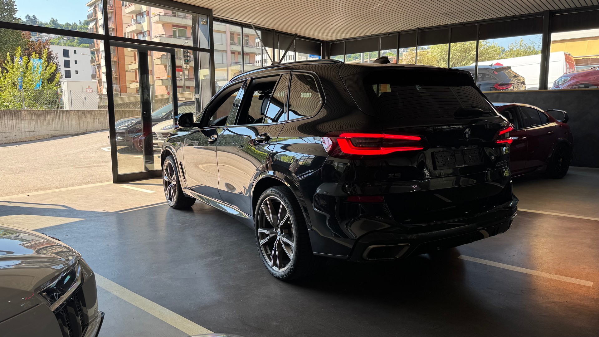 BMW X5 xDrive M50d Steptronic-image-3