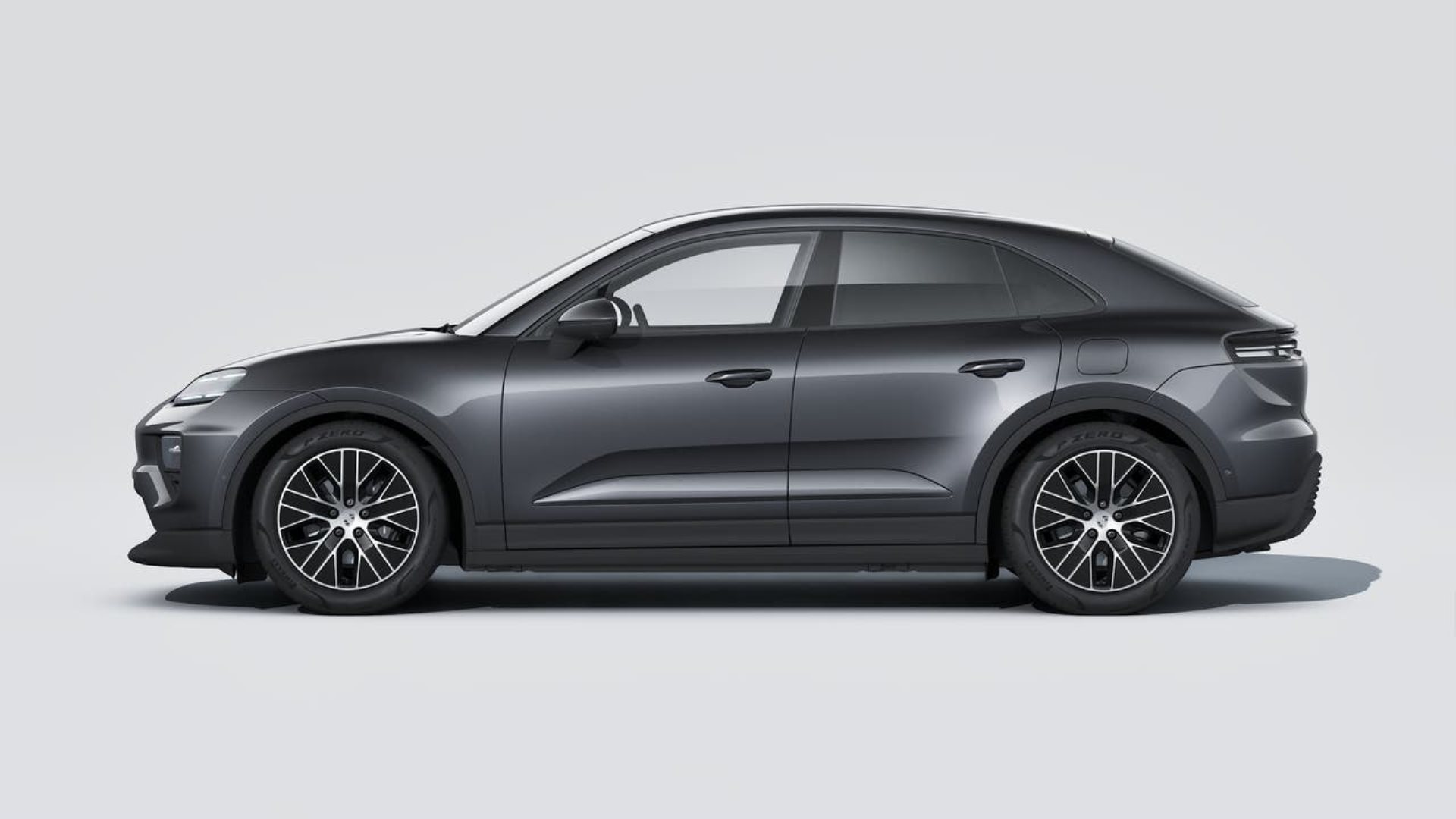 PORSCHE Macan 4-image-1