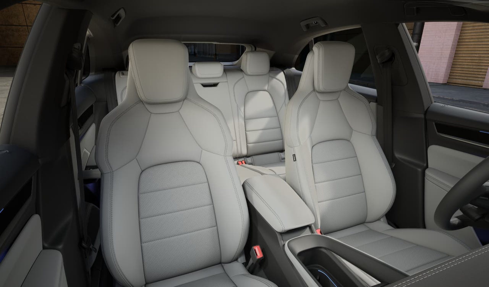 PORSCHE Macan 4-image-11