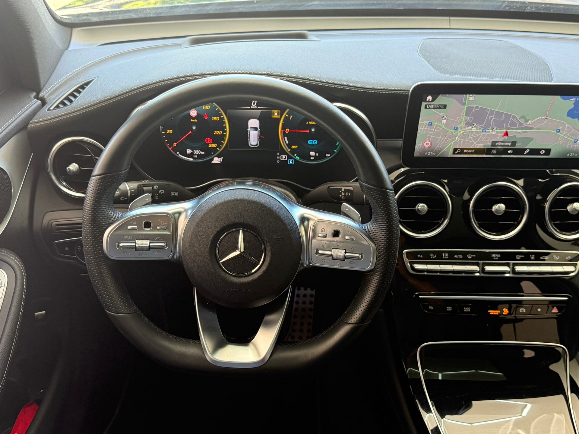 MERCEDES-BENZ GLC 300 de AMG Line 4Matic * Pano-Dach* *Gratis Service* *360 Kamera* 9G-Tronic-image-20