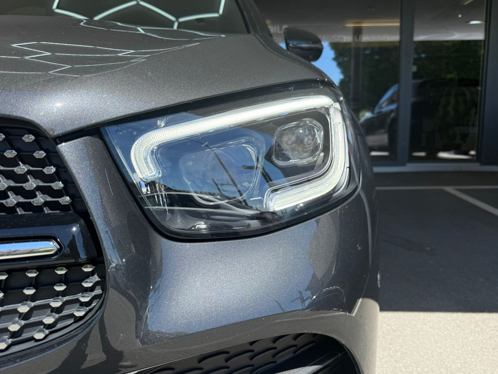 MERCEDES-BENZ GLC 300 de AMG Line 4Matic * Pano-Dach* *Gratis Service* *360 Kamera* 9G-Tronic-showroom-element-3