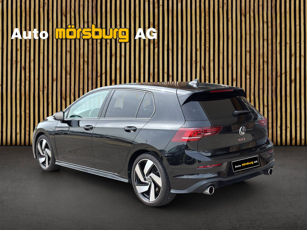 VW Golf VIII 2.0 TSI GTI DSG-showroom-element-3