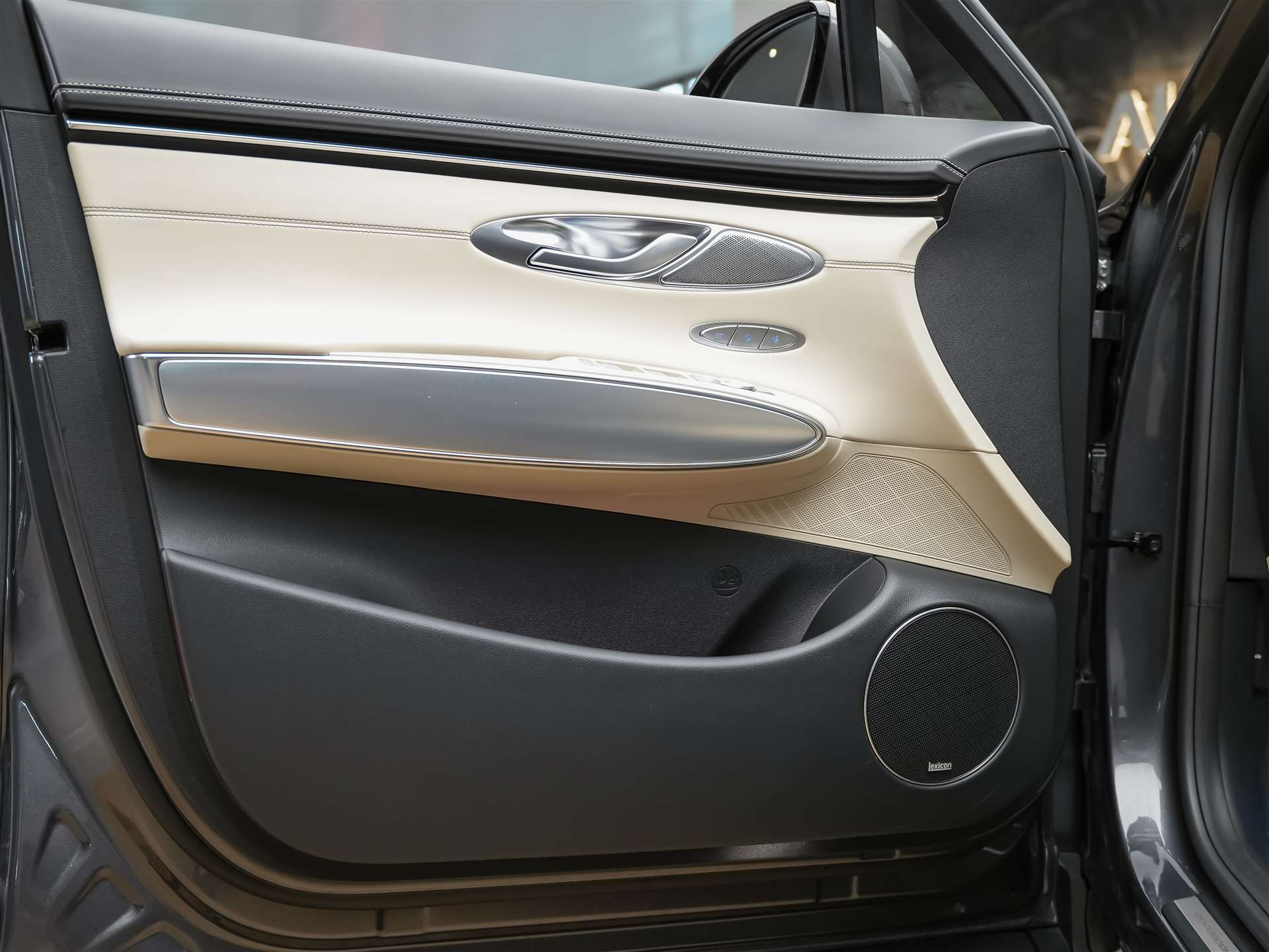GENESIS GV70 2.5 TGDI Luxury AT8 AWD *Panorama*Lexicon*Massage*Sitzlüftung*-image-26