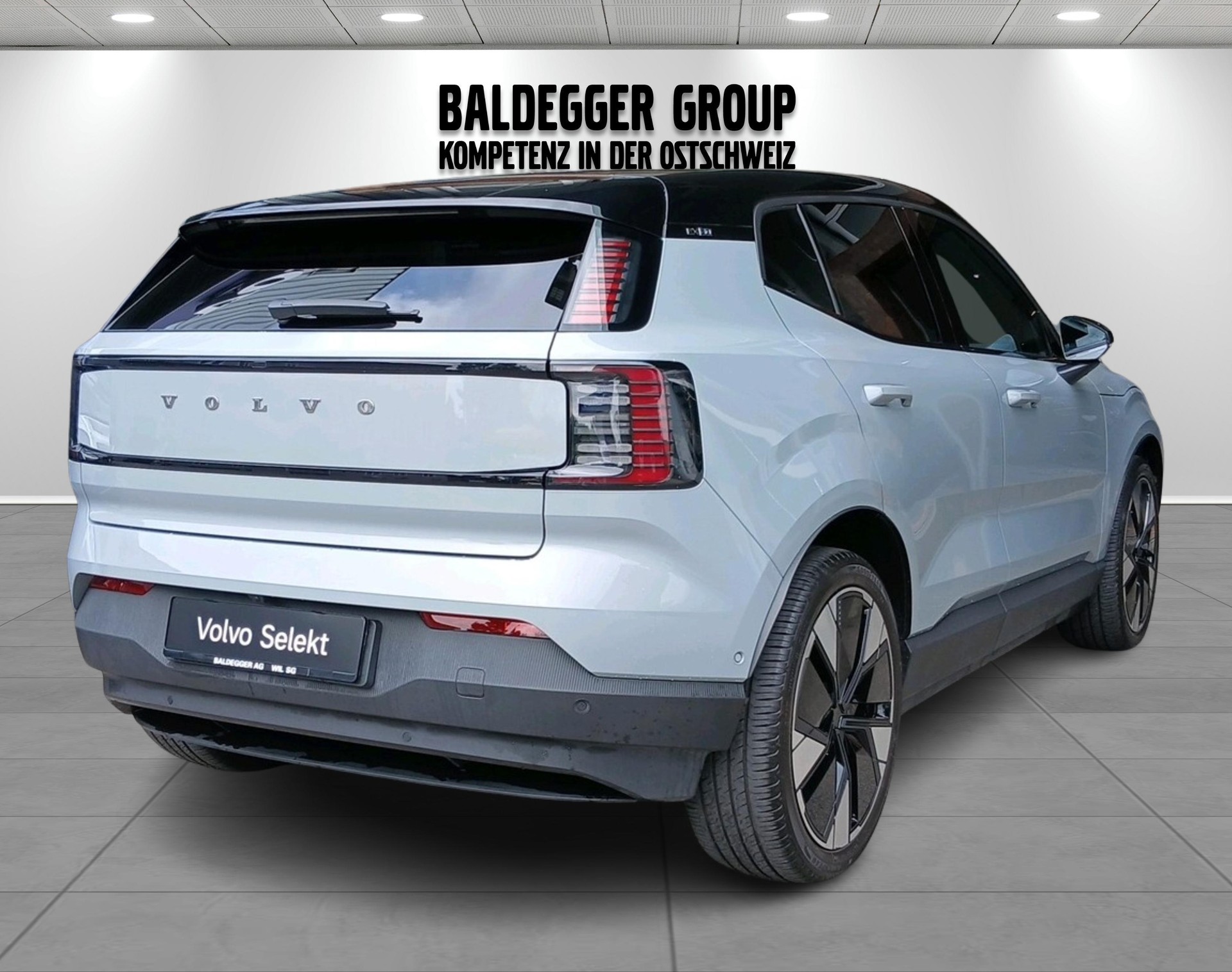 VOLVO EX 30 E60 Twin Ultra AWD-image-1