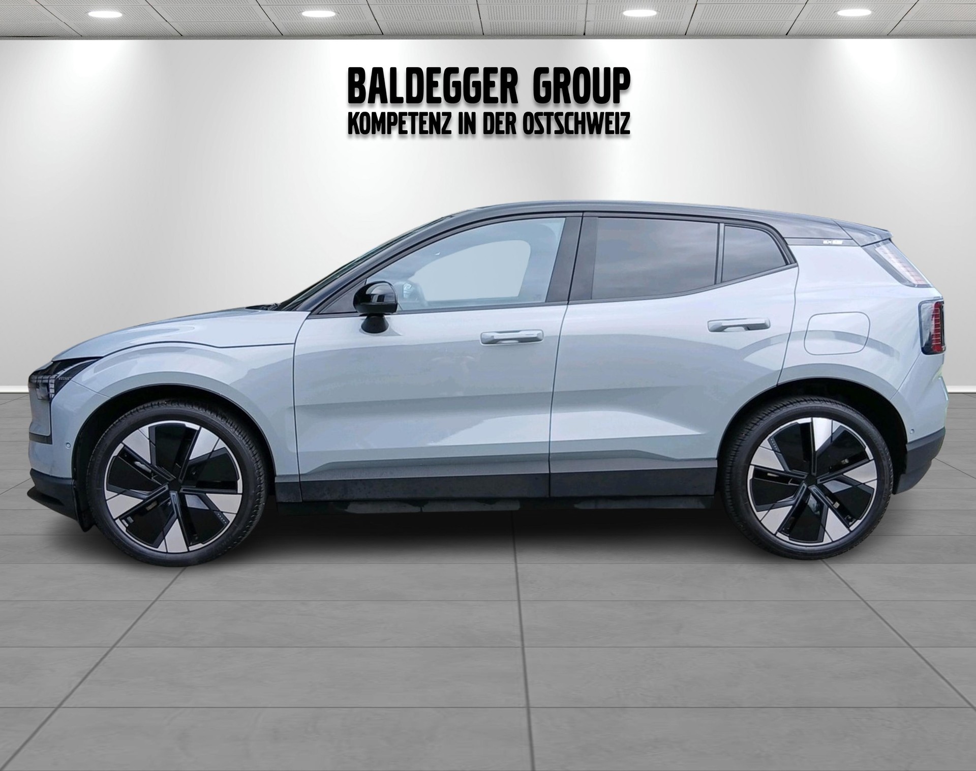 VOLVO EX 30 E60 Twin Ultra AWD-image-8