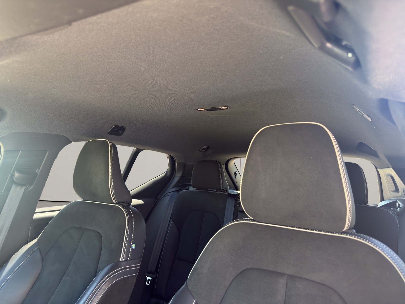 VOLVO XC40 1.5 T5 PiH R-Design-image-10