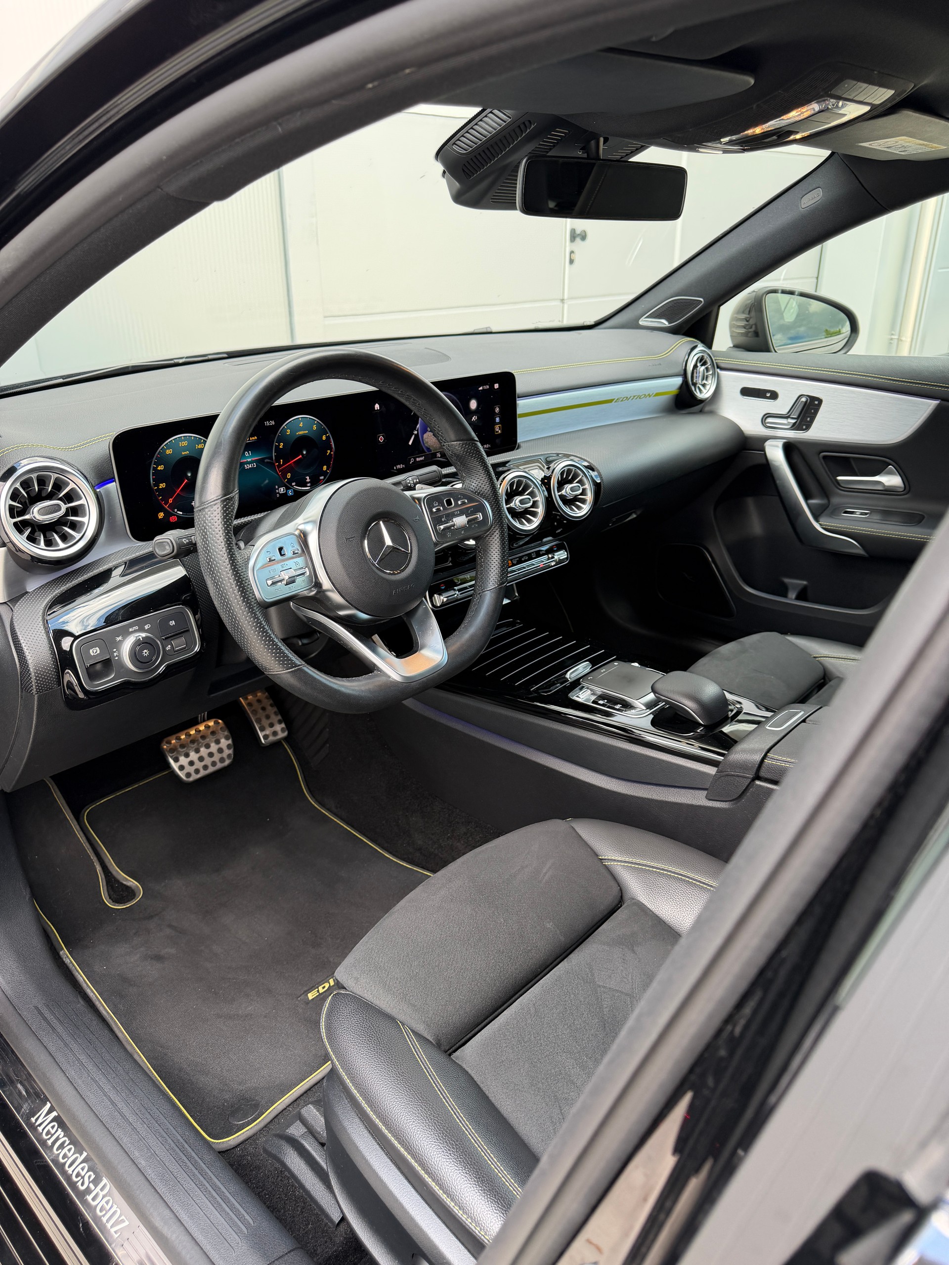 MERCEDES-BENZ A 250 4Matic AMG Line 4Matic 7G-DCT-image-8