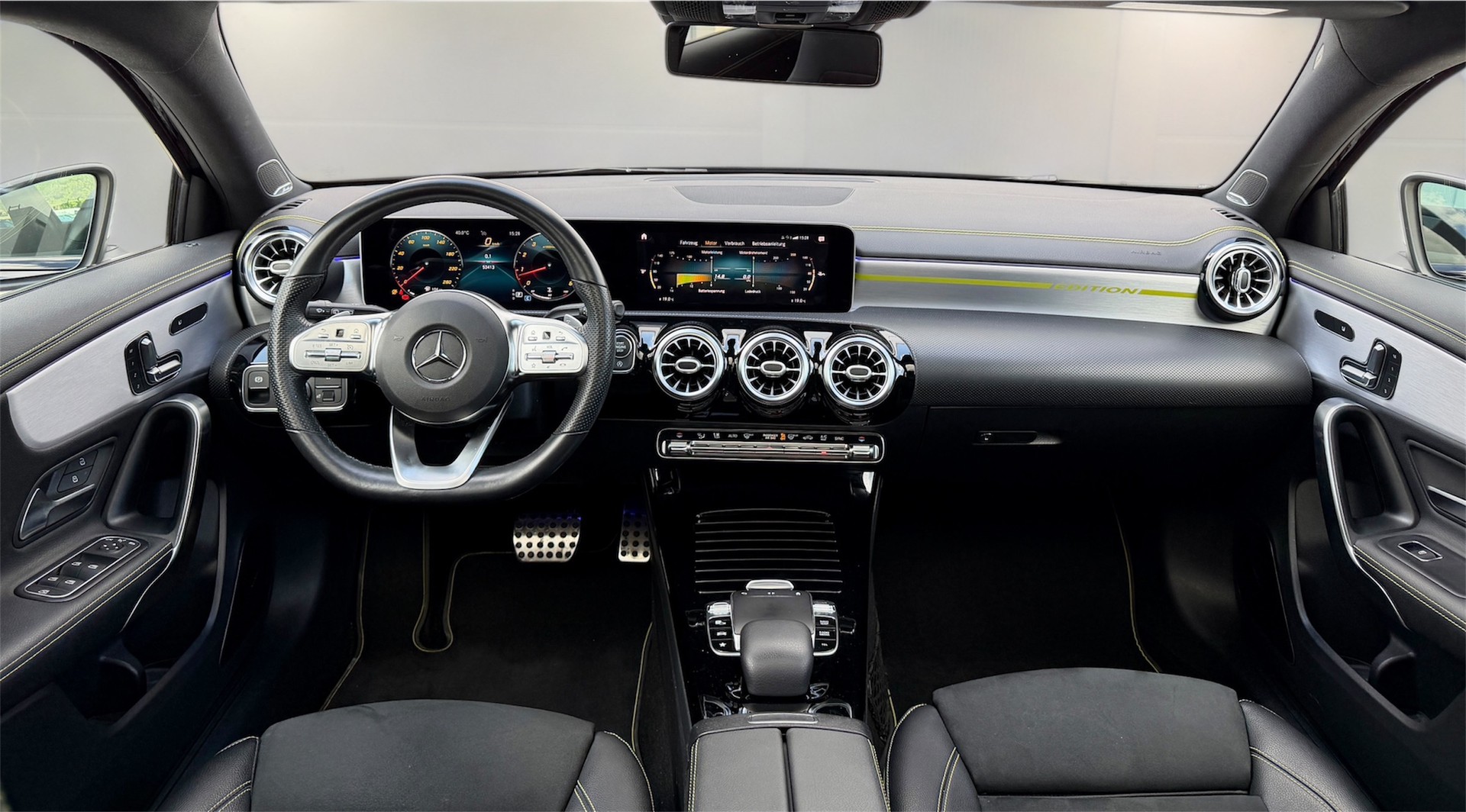 MERCEDES-BENZ A 250 4Matic AMG Line 4Matic 7G-DCT - Edition 1-image-7