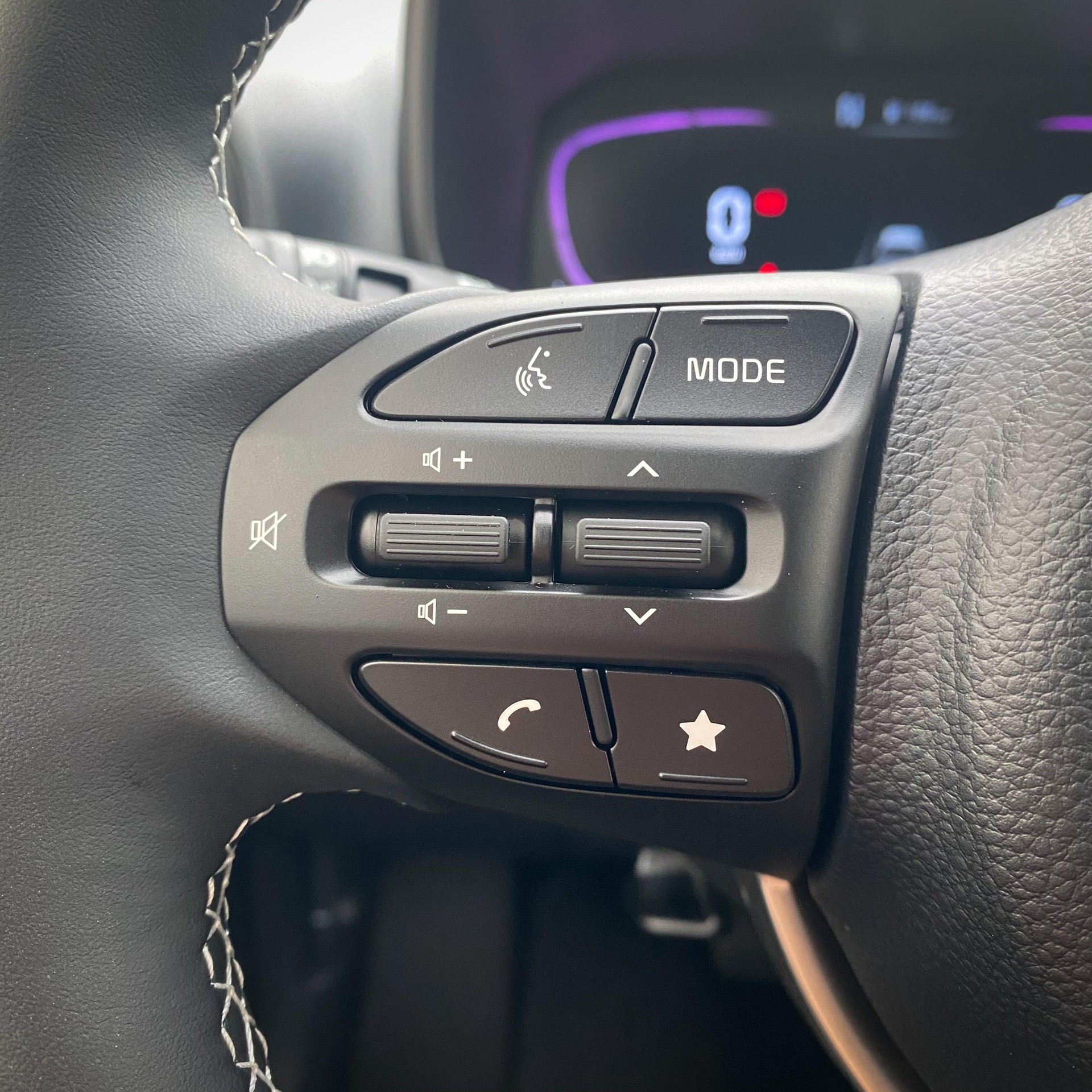 KIA Picanto 1.0 GDi First Edition-image-6