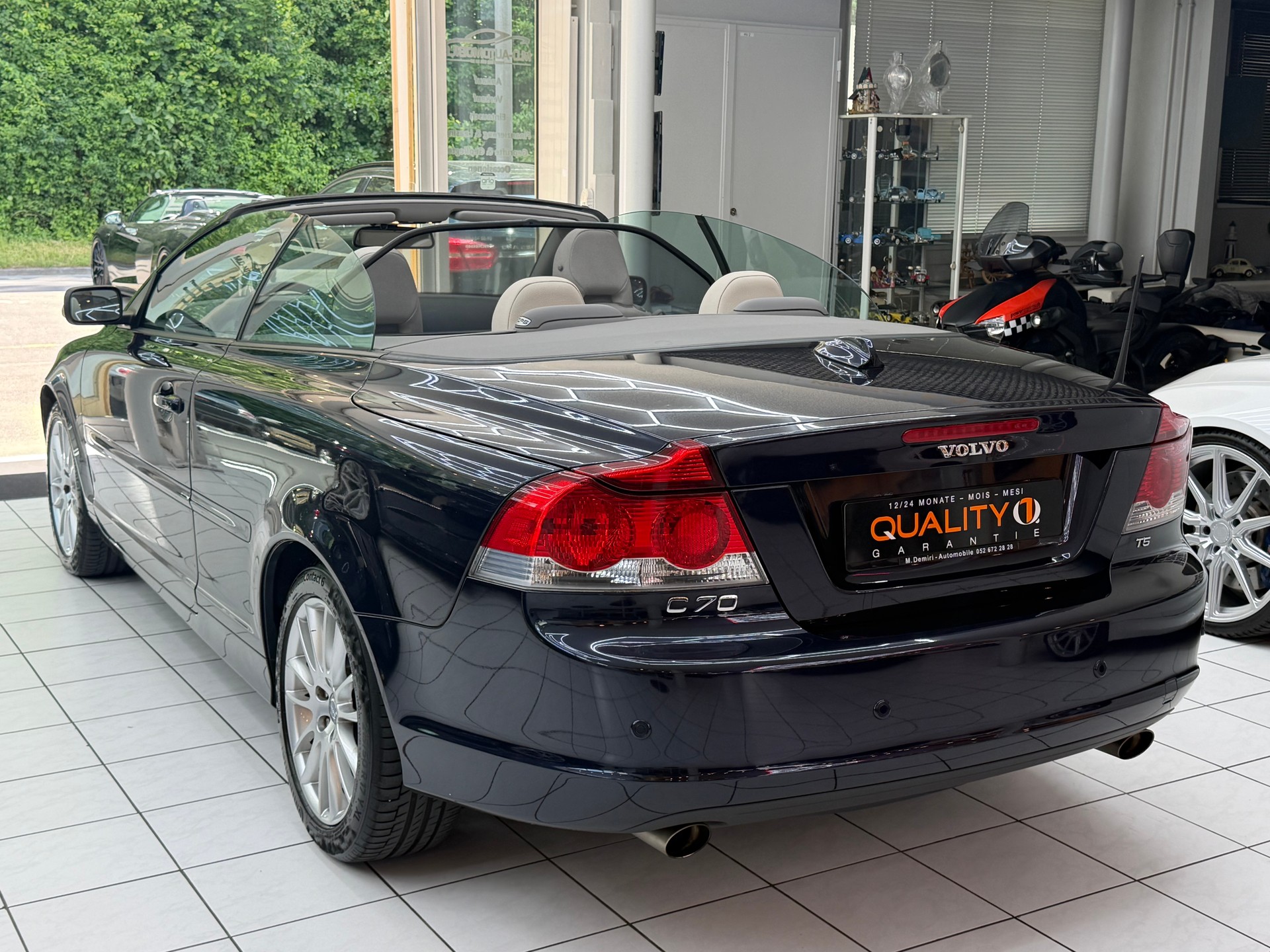 VOLVO C70 Cabriolet 2.5 20V T5 220 Summum-image-7