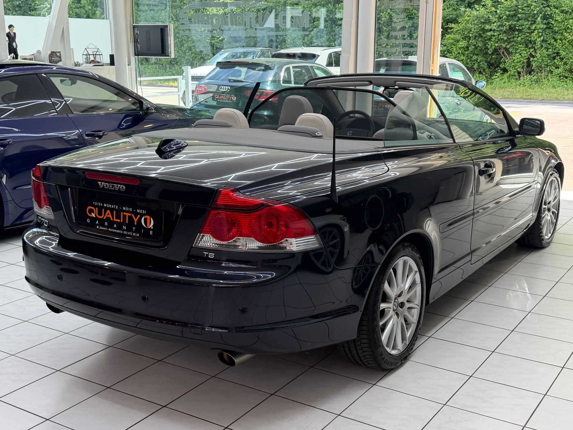 VOLVO C70 Cabriolet 2.5 20V T5 220 Summum-image-9