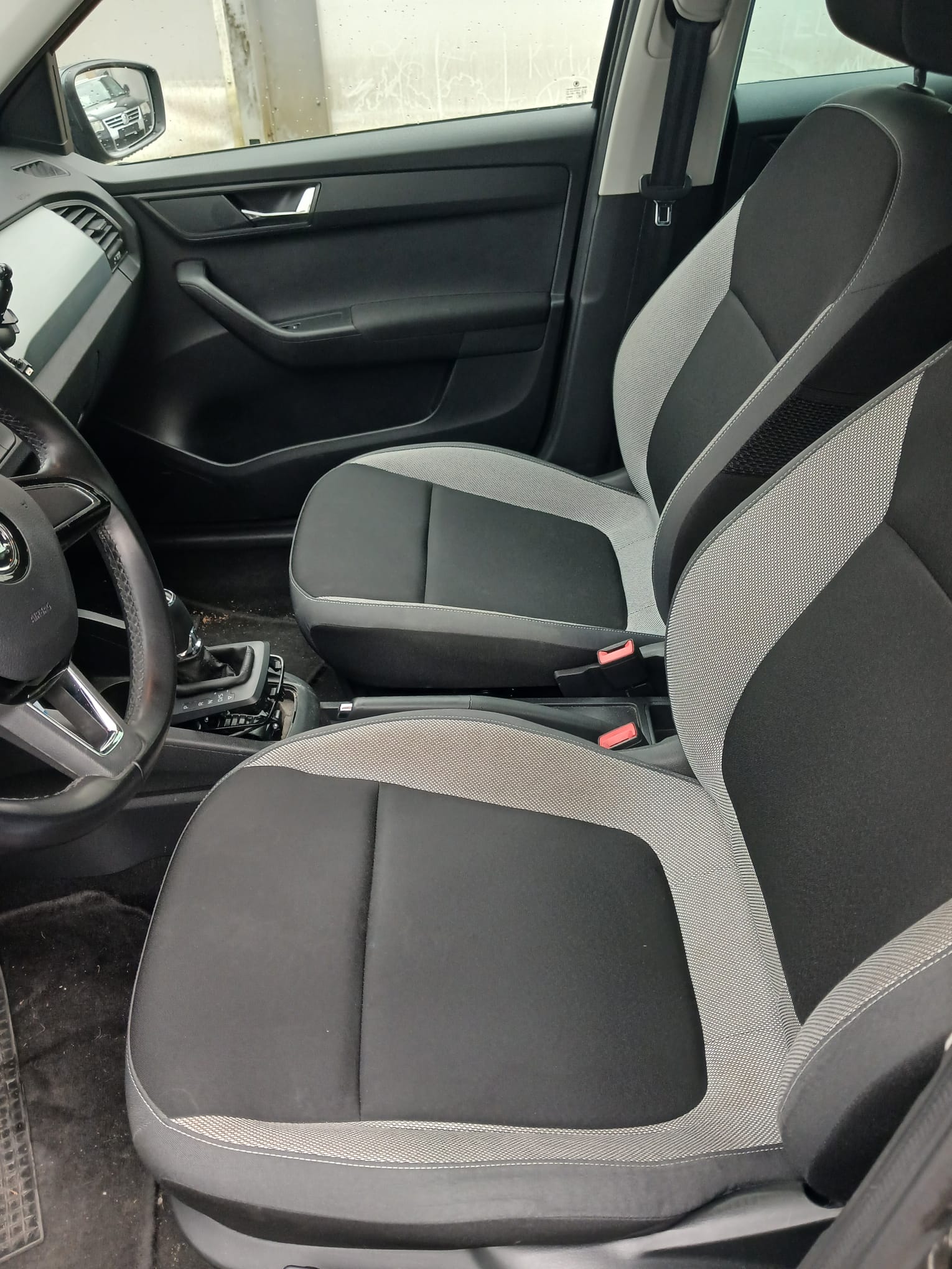 SKODA Fabia 1.2 TSI Style DSG-image-7