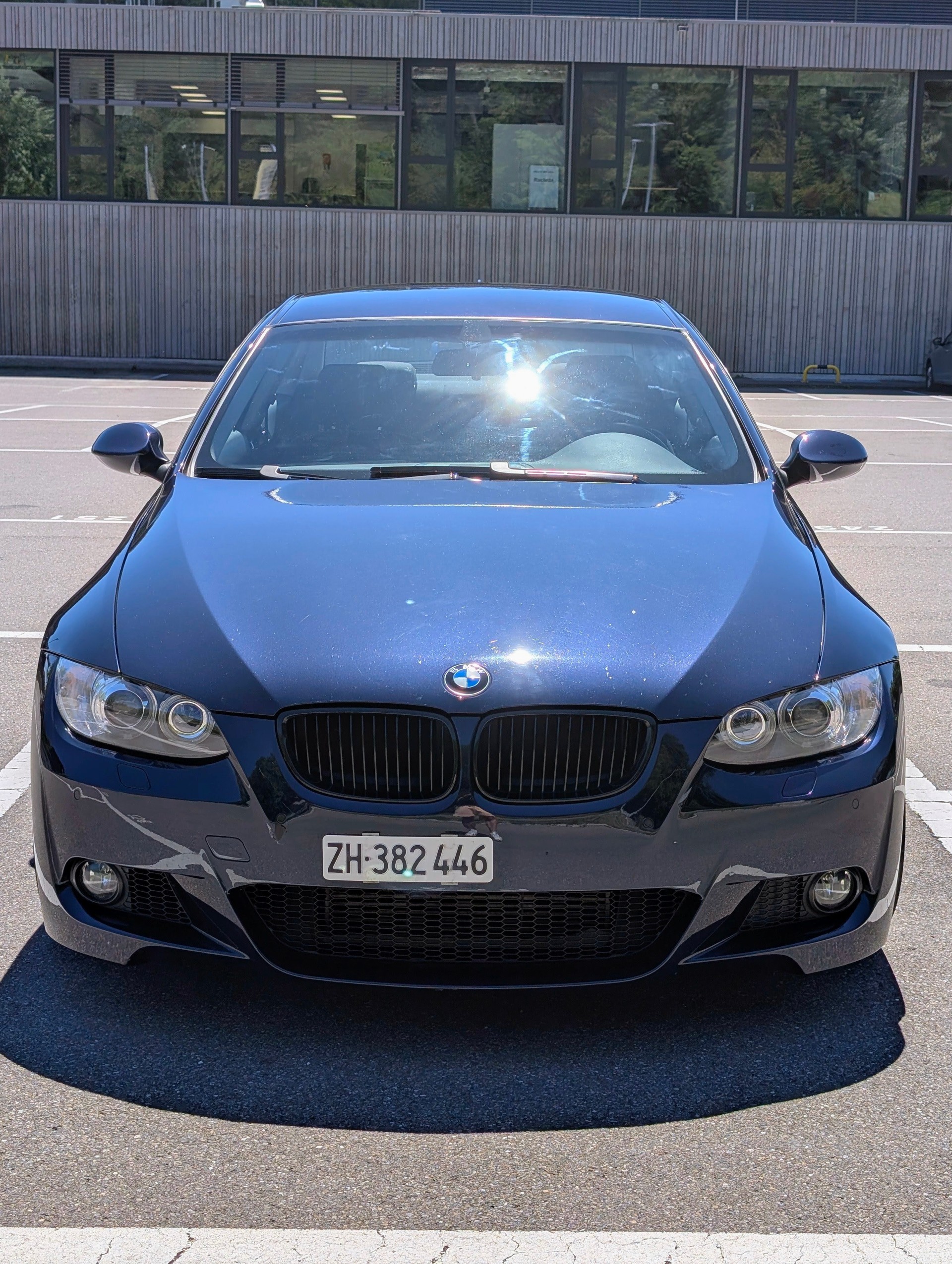BMW 335i xDrive-image-3