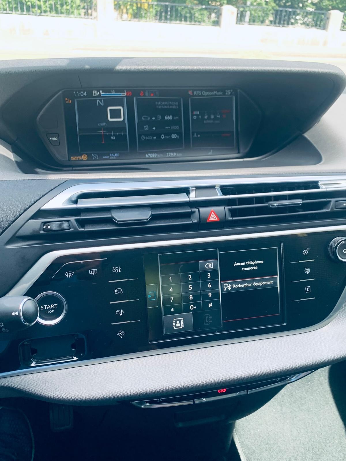 CITROEN C4 Picasso 1.6 e-HDi Attraction ETG6-image-13