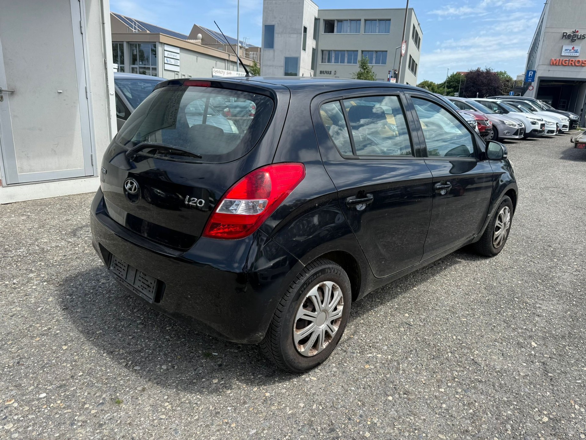 HYUNDAI i20 1.6 Premium-image-1