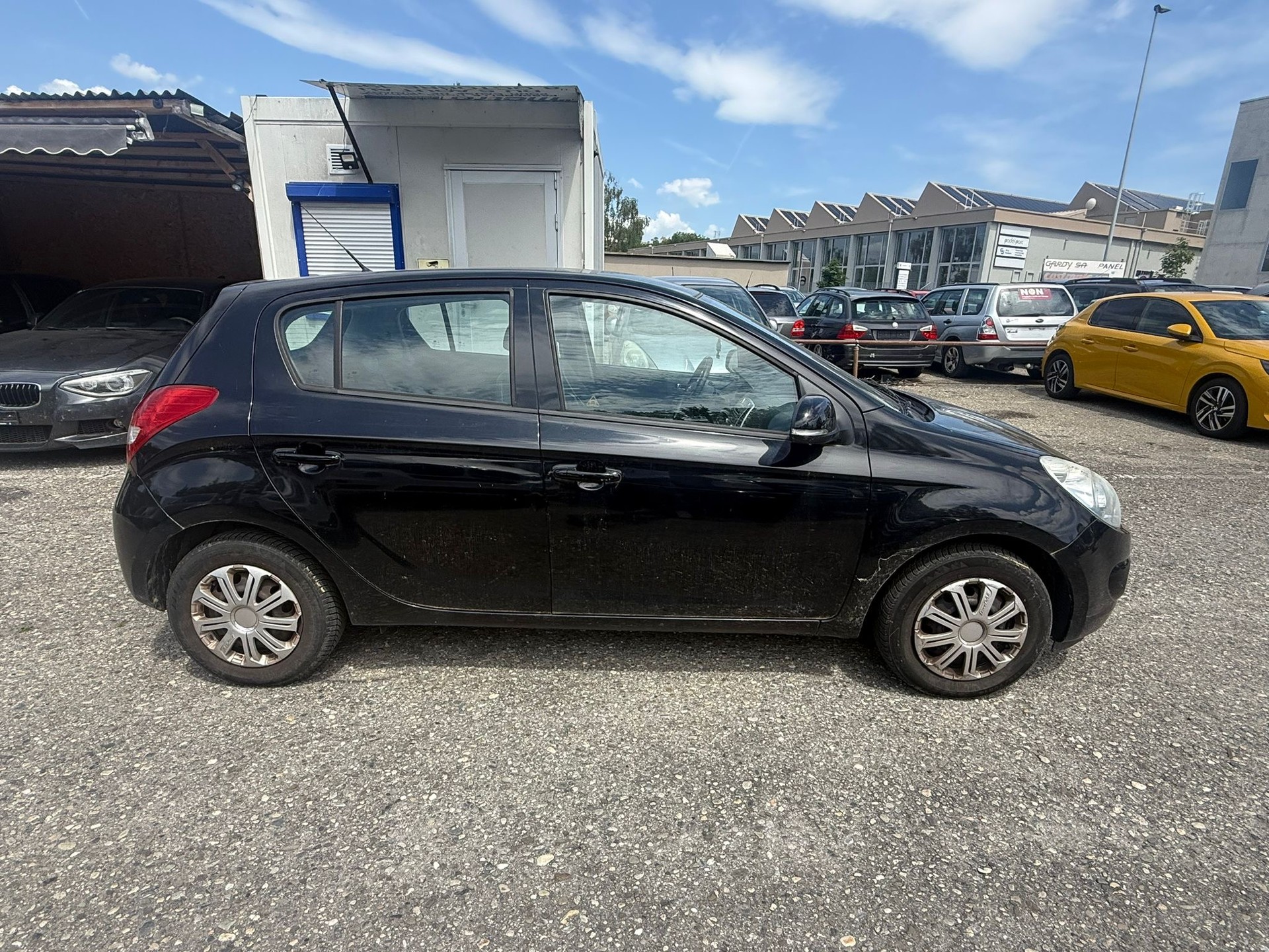 HYUNDAI i20 1.6 Premium-image-3