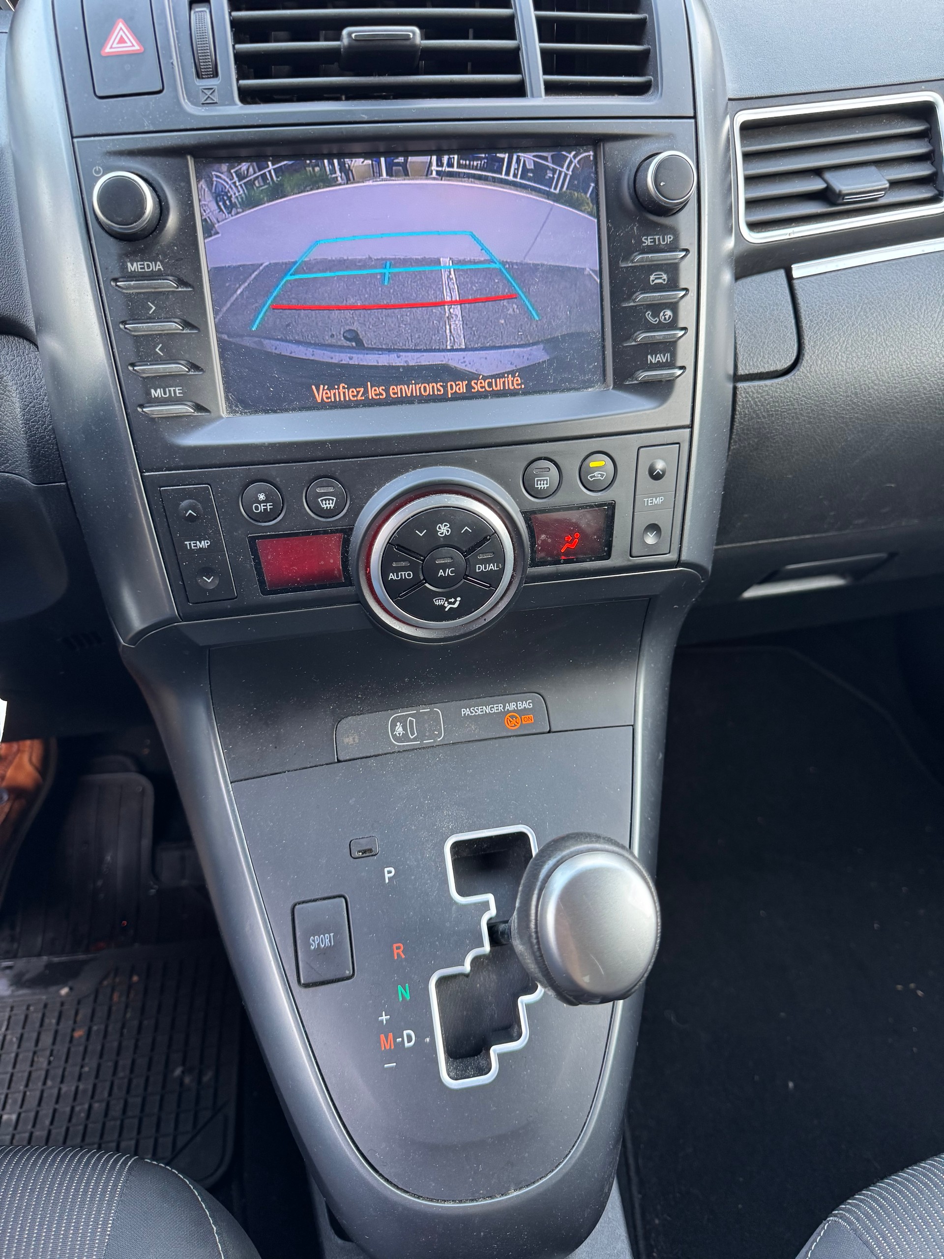 TOYOTA Verso 1.8 Luna Multidrive S-image-8