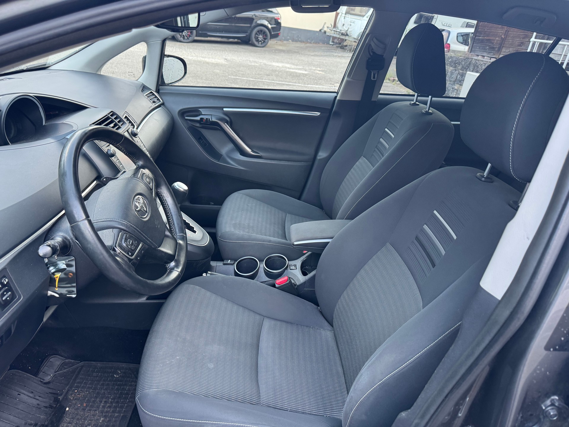 TOYOTA Verso 1.8 Luna Multidrive S-image-10