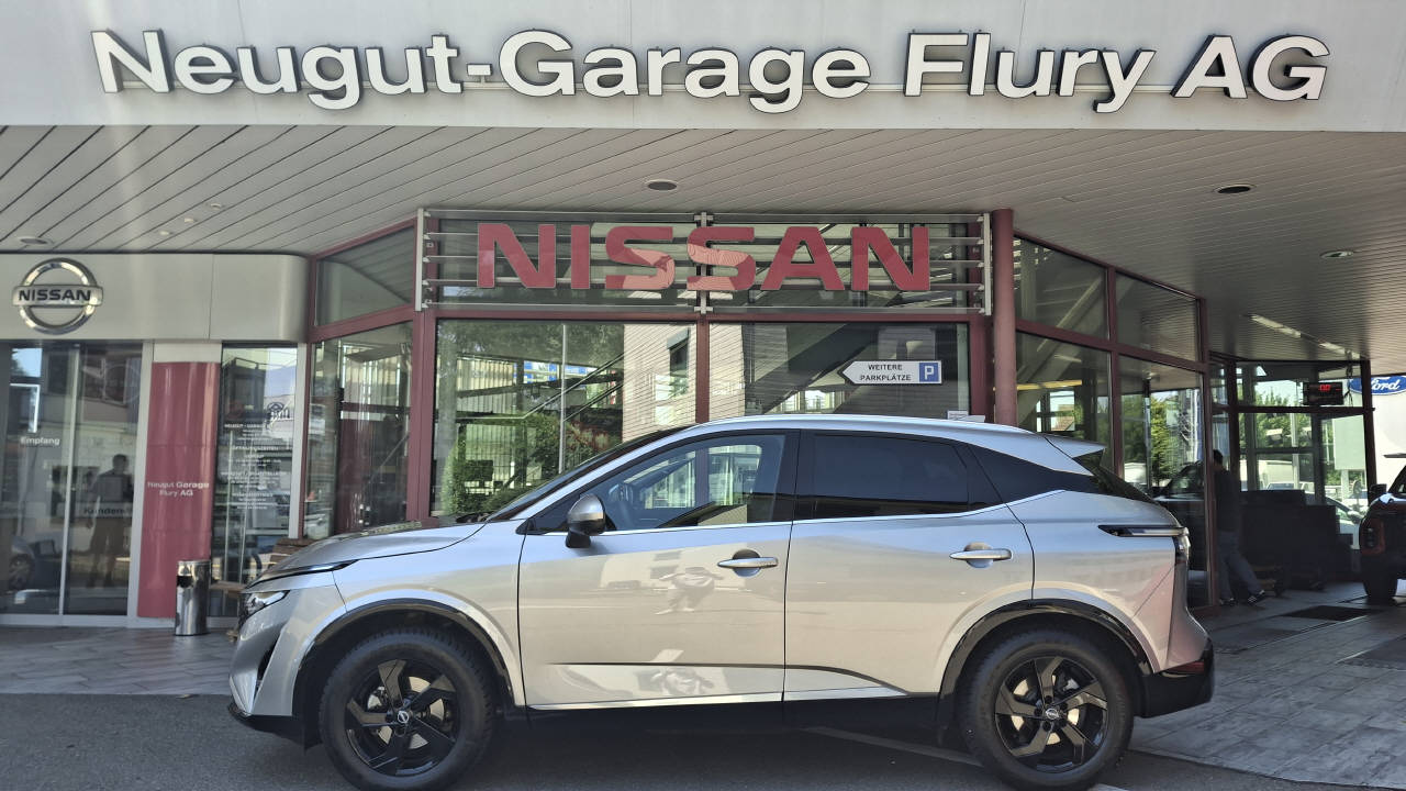 NISSAN Qashqai 1.3 DIG-T Tekna+ 4x4-image-0