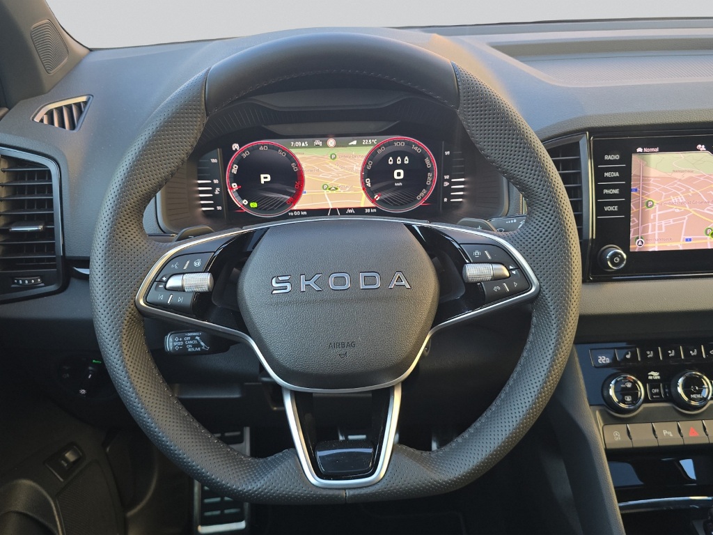 SKODA Karoq 1.5 TSI SportLine DSG-image-12