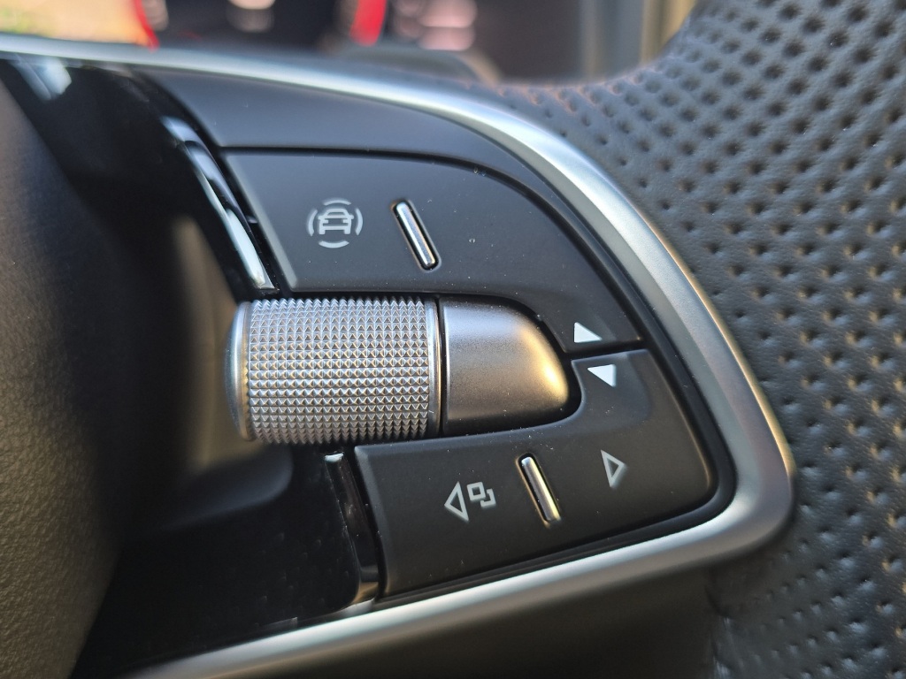 SKODA Karoq 1.5 TSI SportLine DSG-image-28