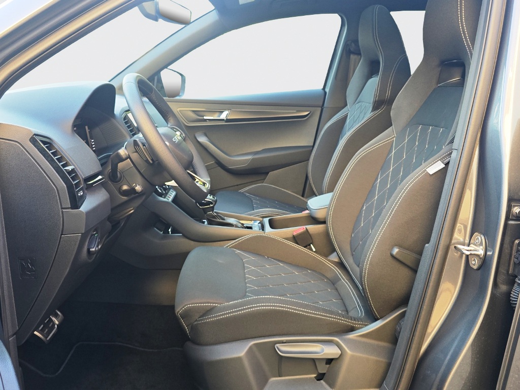 SKODA Karoq 1.5 TSI SportLine DSG-image-8