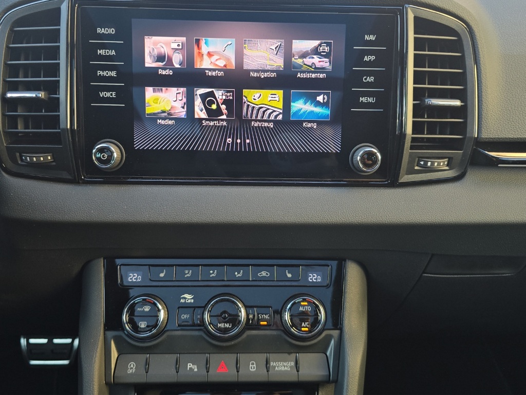 SKODA Karoq 1.5 TSI SportLine DSG-image-21
