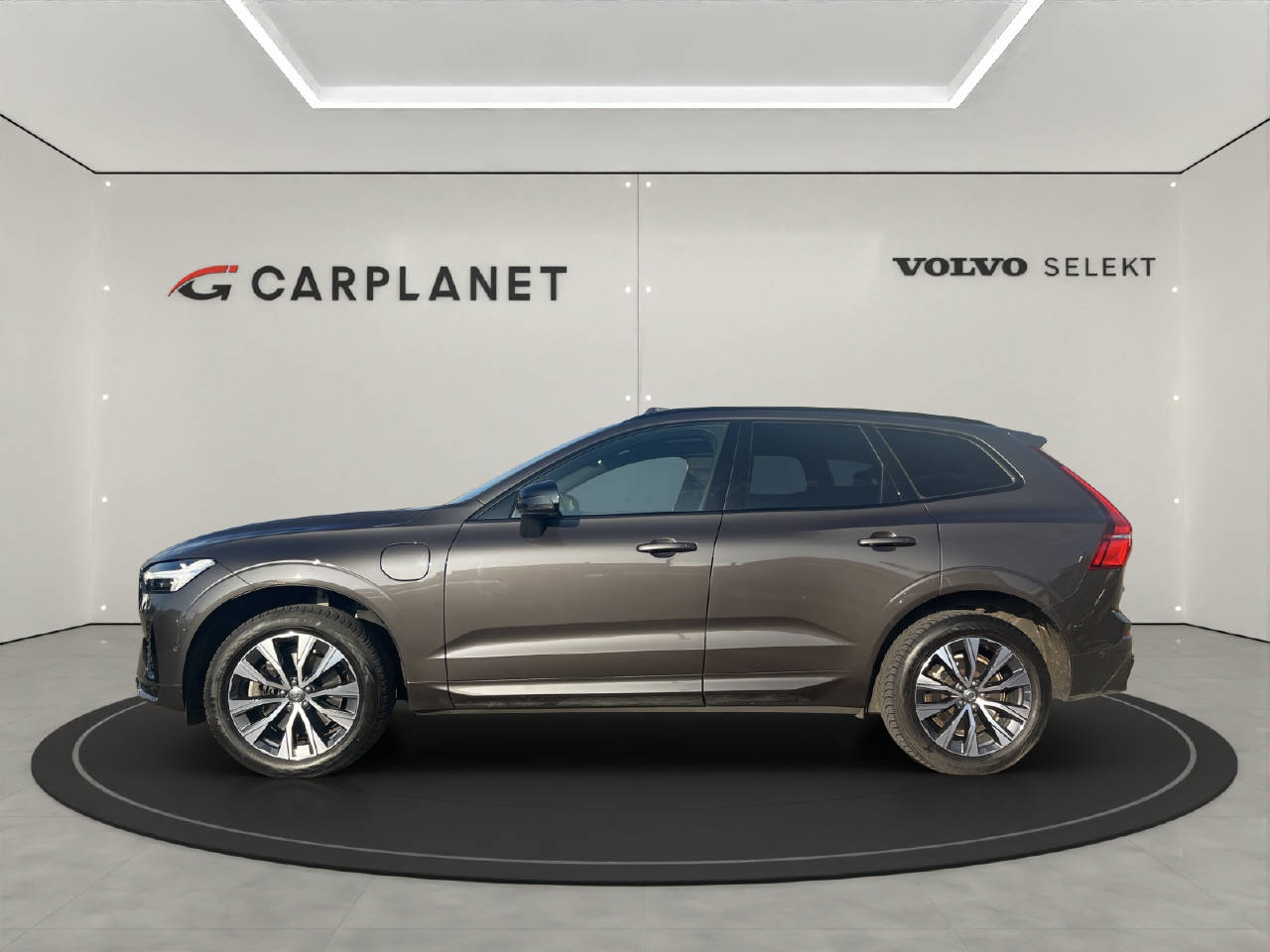VOLVO XC60 2.0 T6 TE R-Design eAWD-image-1