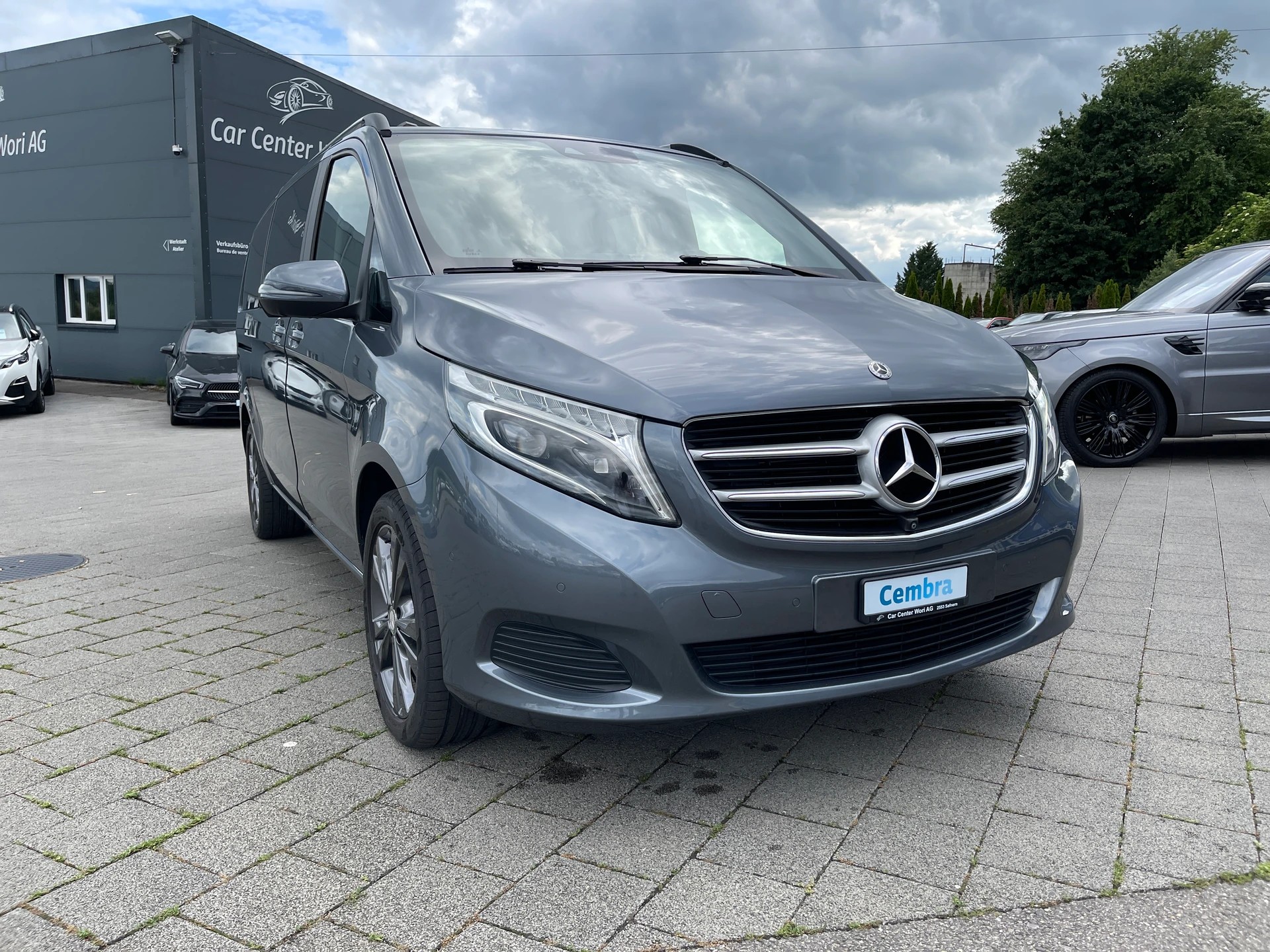 MERCEDES-BENZ V 250 d lang 4Matic 7G-Tronic-image-5