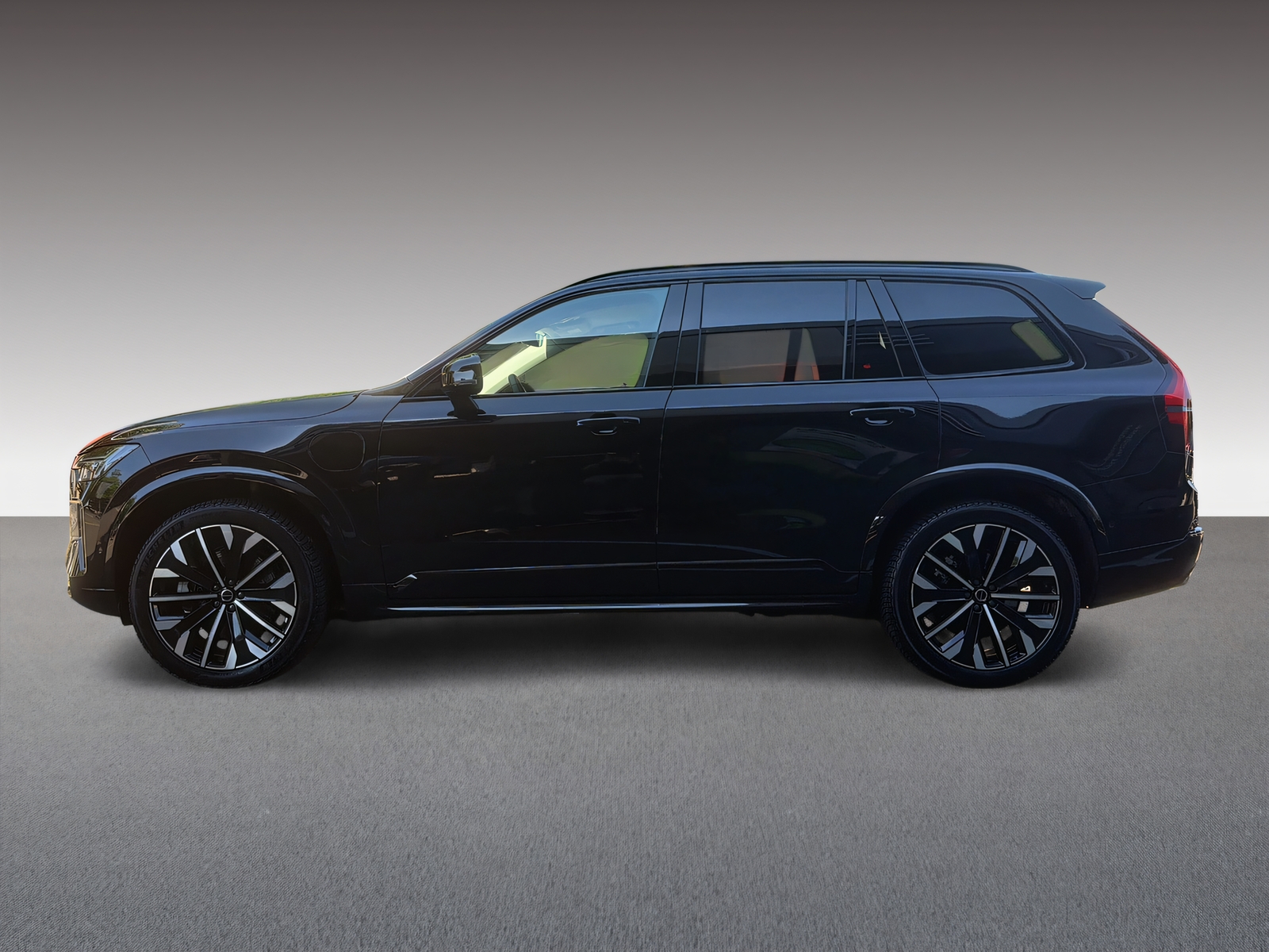 VOLVO XC90 2.0 T8 TE Plus Dark eAWD-image-2