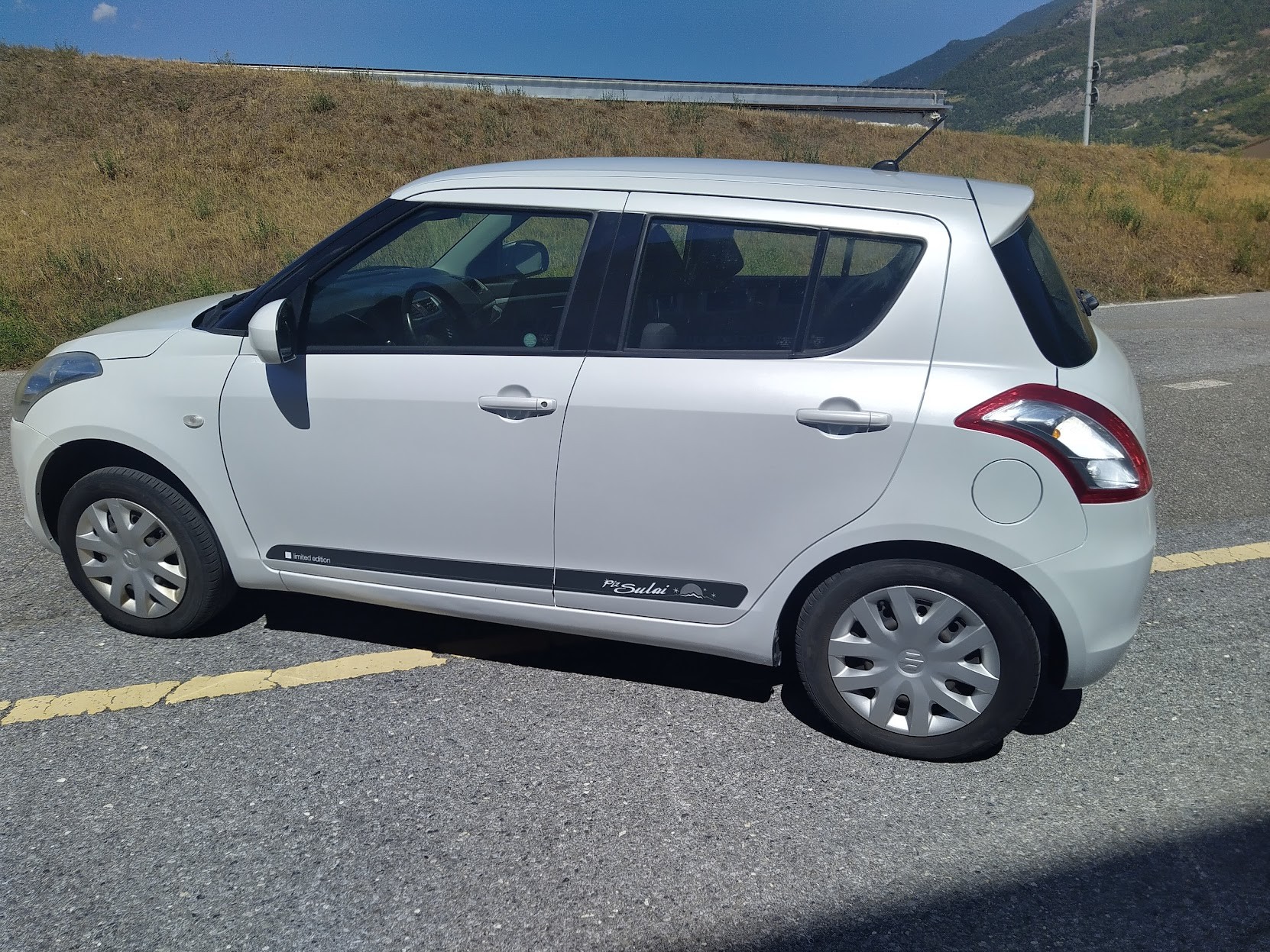 SUZUKI 1.2 GL Piz Sulai 4x4-image-1