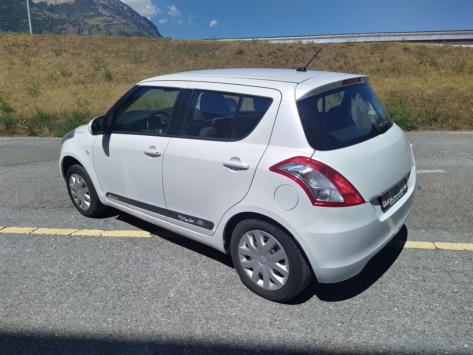 SUZUKI 1.2 GL Piz Sulai 4x4-image-3