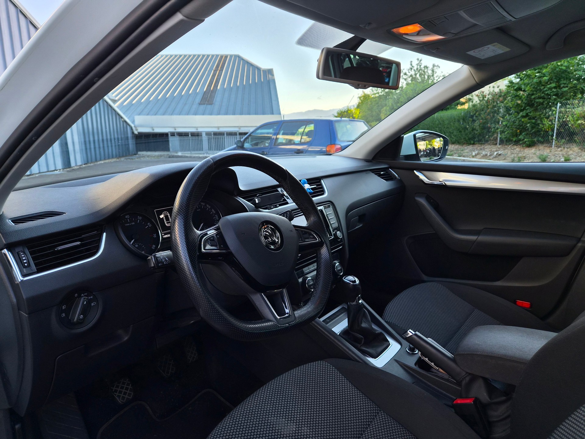 SKODA 1.4 TSI 150 Ambition-image-4