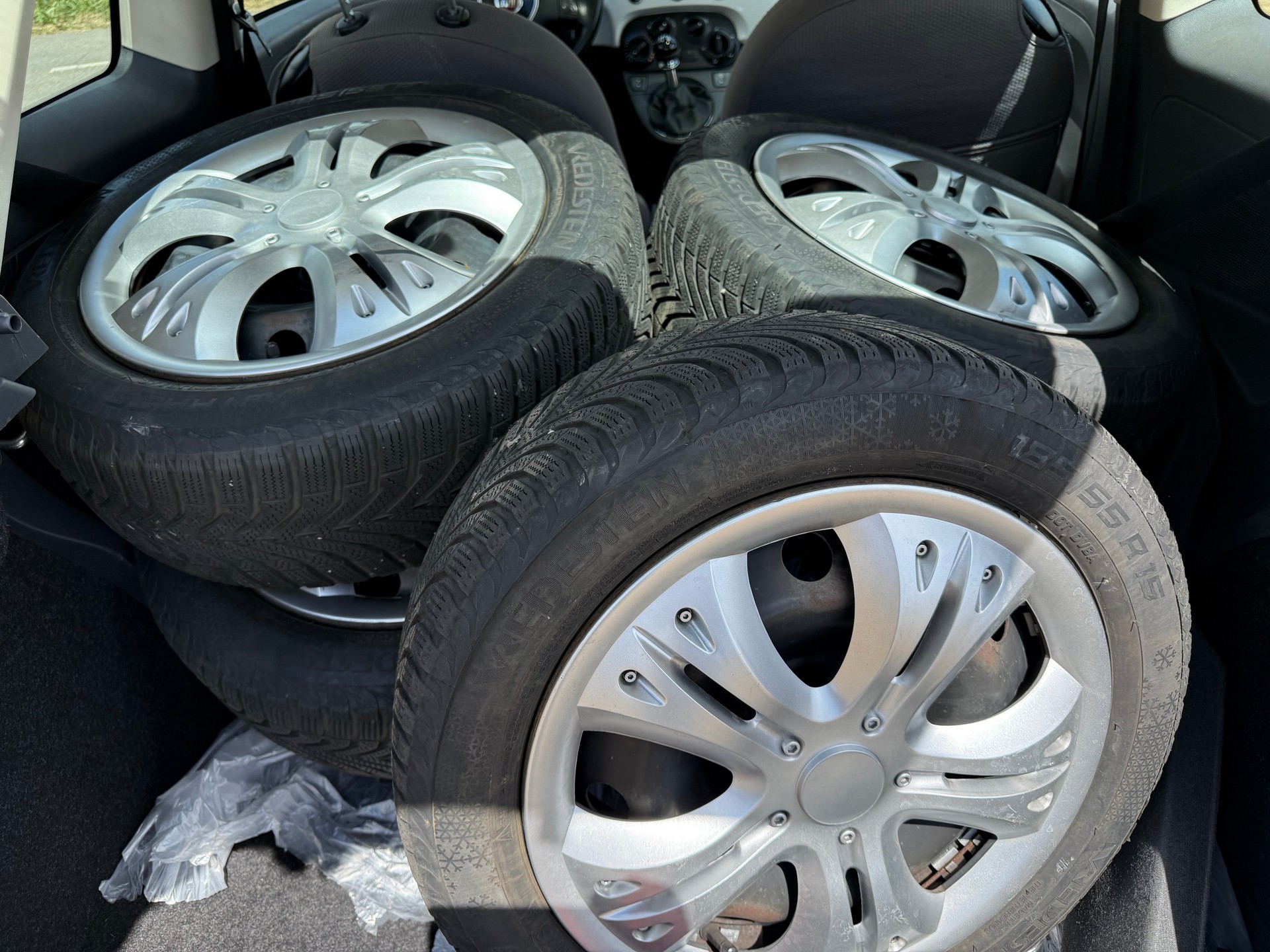 FIAT 500 1.2 Lounge-image-7