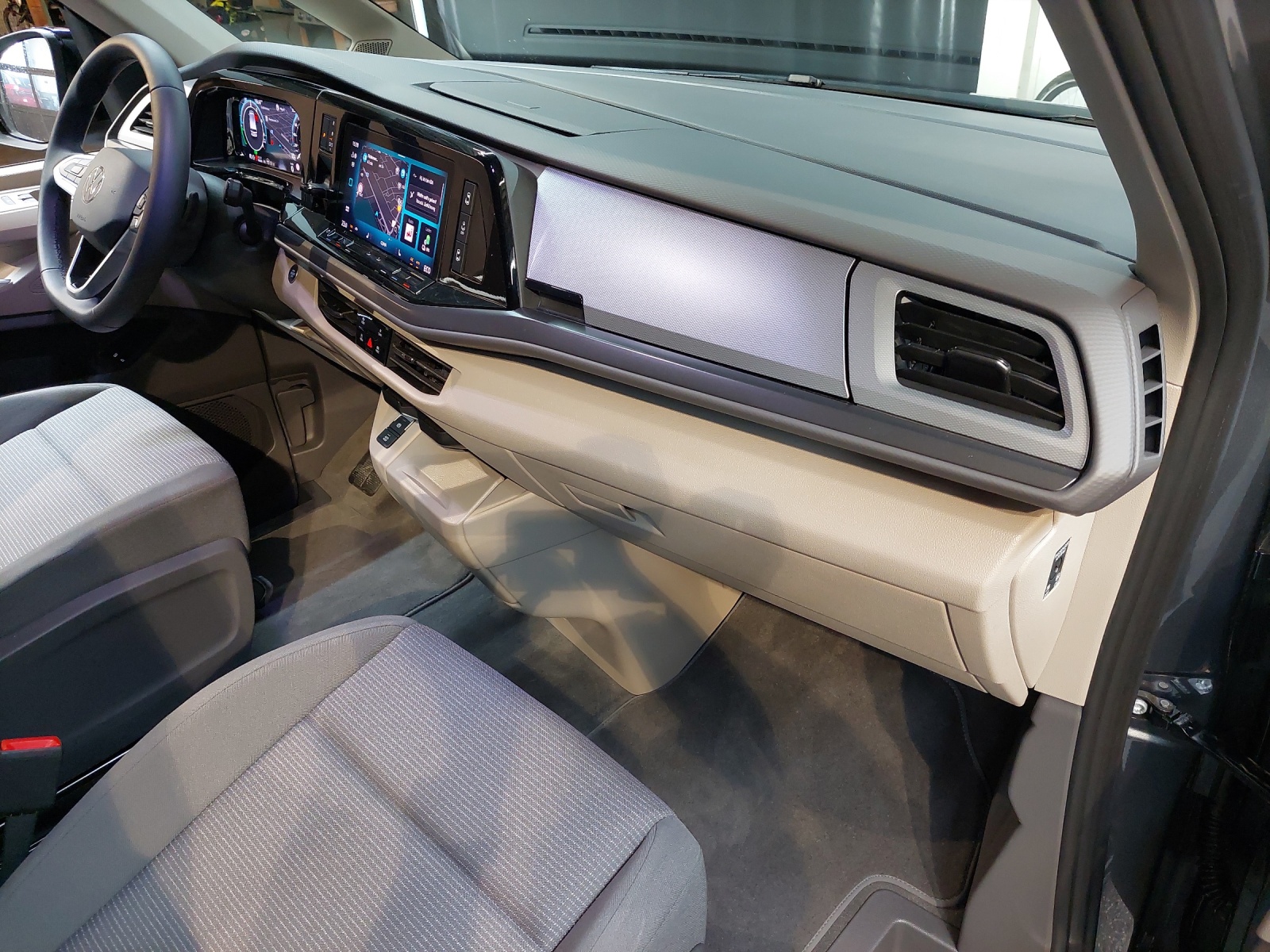 VW Multivan 1.5 eHybrid Style 4Motion DSG-image-9