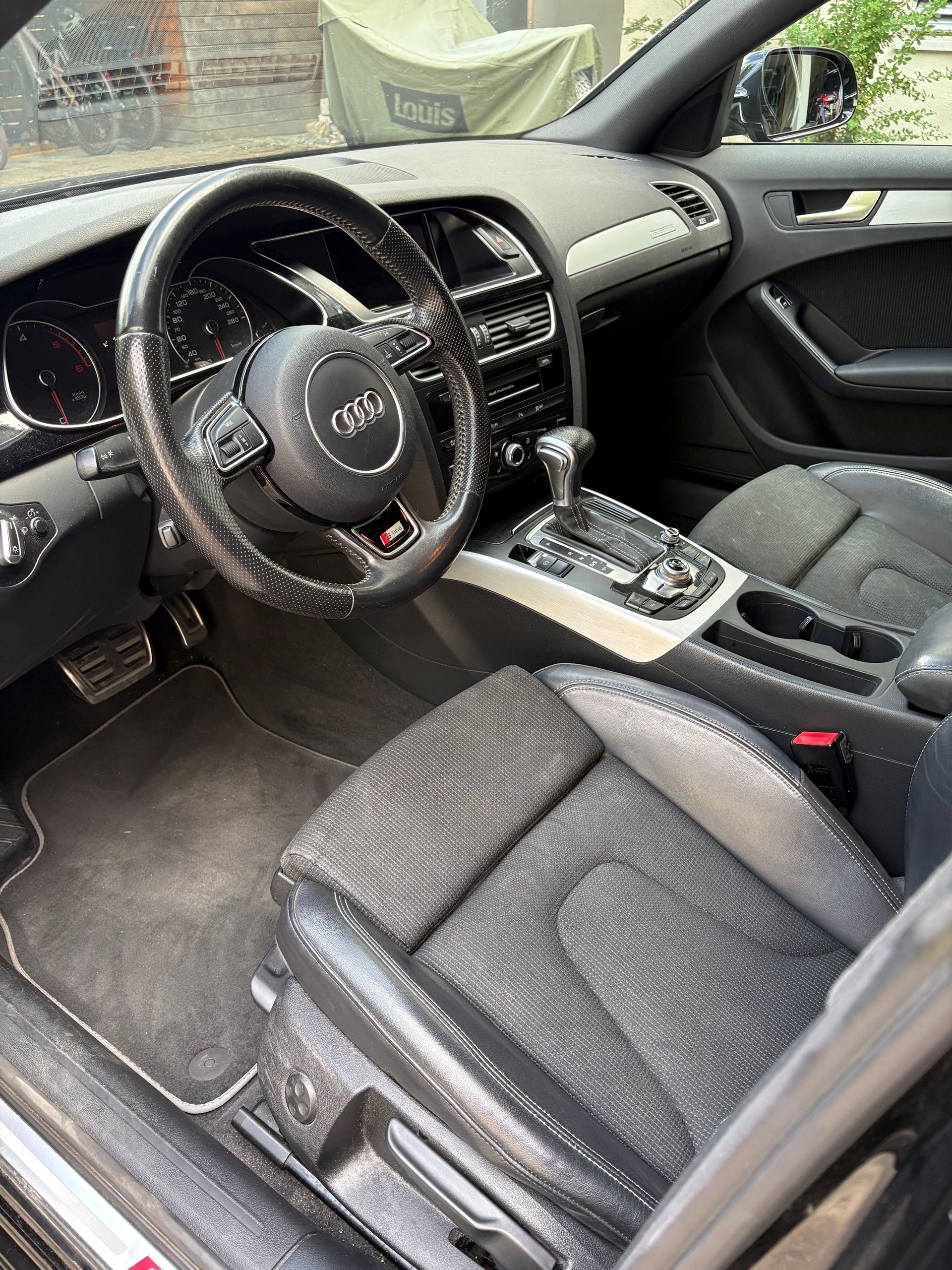 AUDI 2.0 TDI 190 quattro S-Tronic-image-4