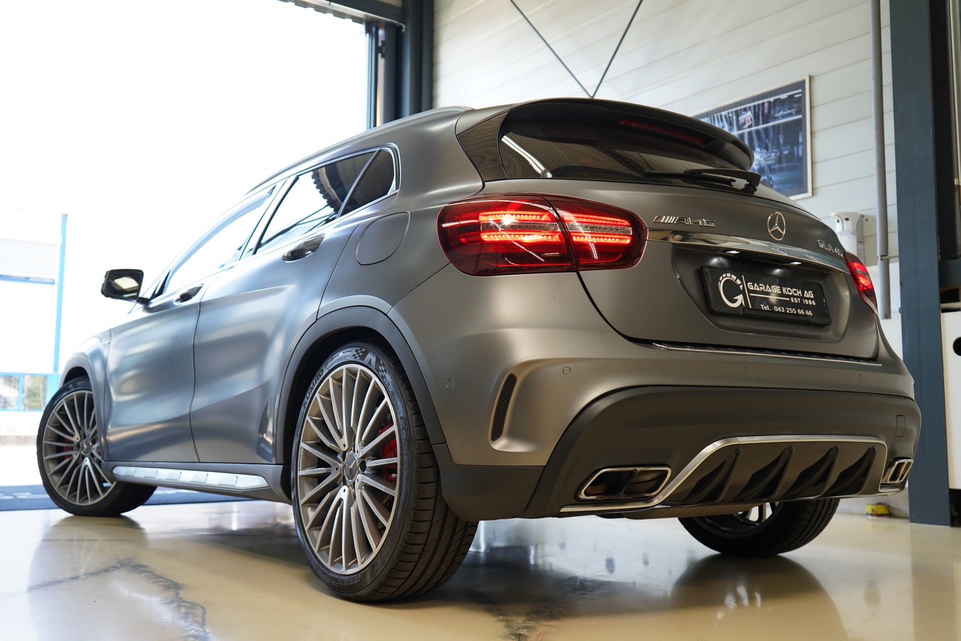 MERCEDES-BENZ GLA 45 AMG 4Matic 7G-DCT-image-5