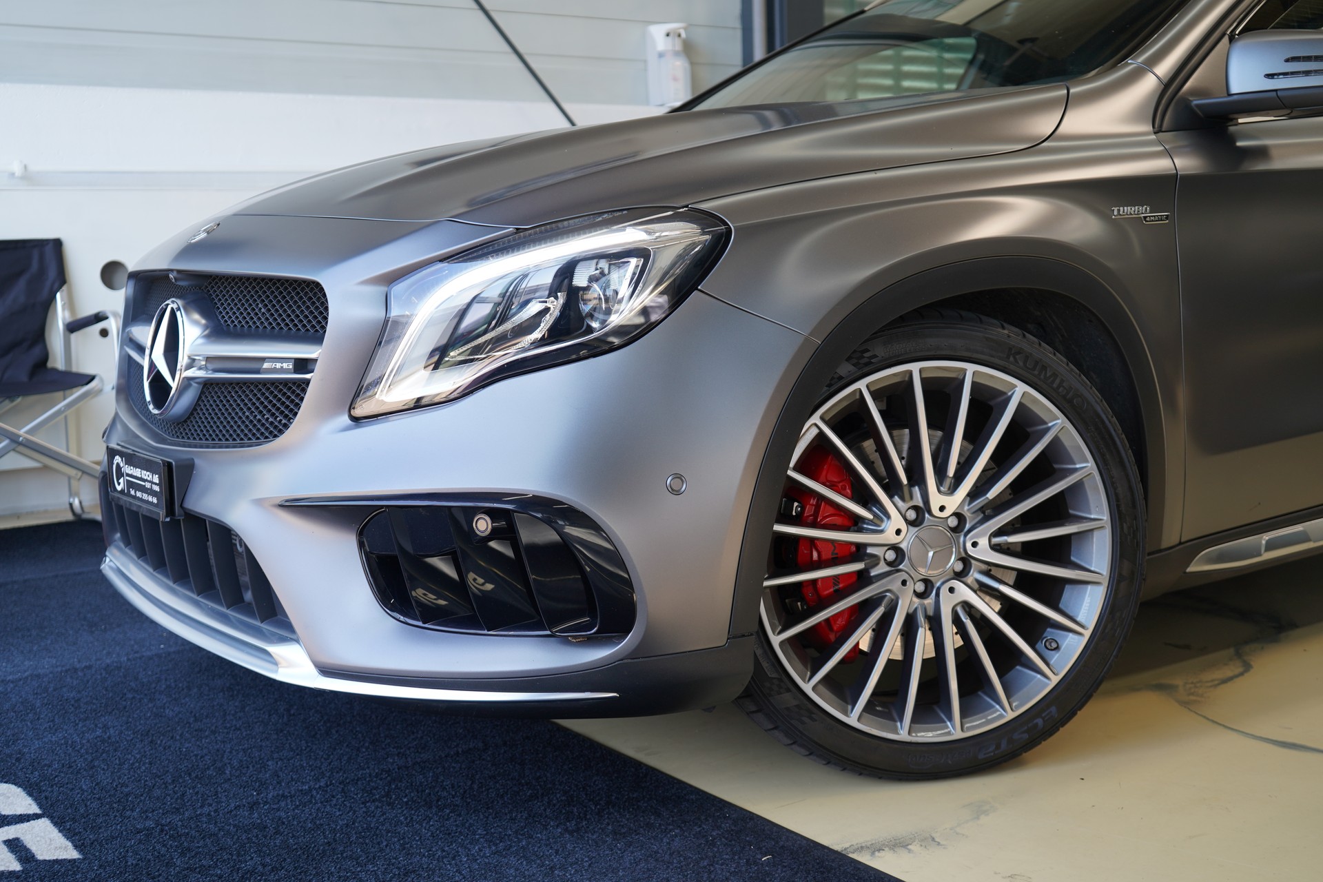MERCEDES-BENZ GLA 45 AMG 4Matic 7G-DCT-image-3