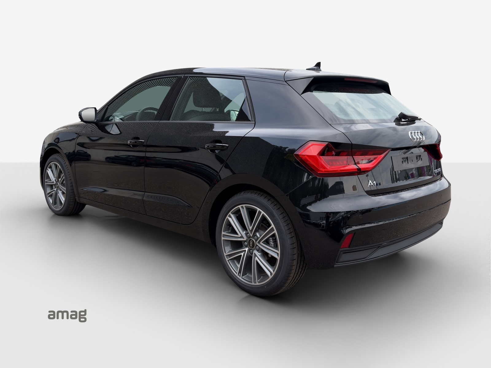 AUDI A1 Sportback 30 TFSI Attraction S-tronic-image-2
